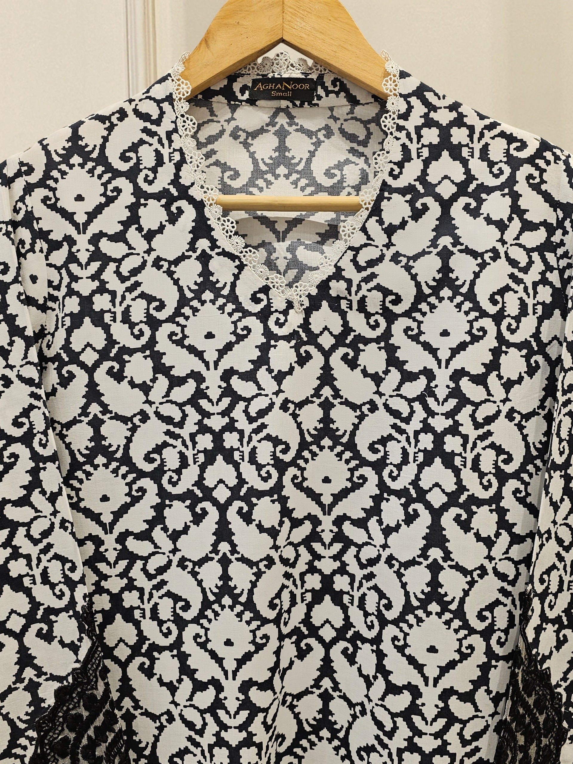 2 Piece - Digital Printed Lawn Suit S111890