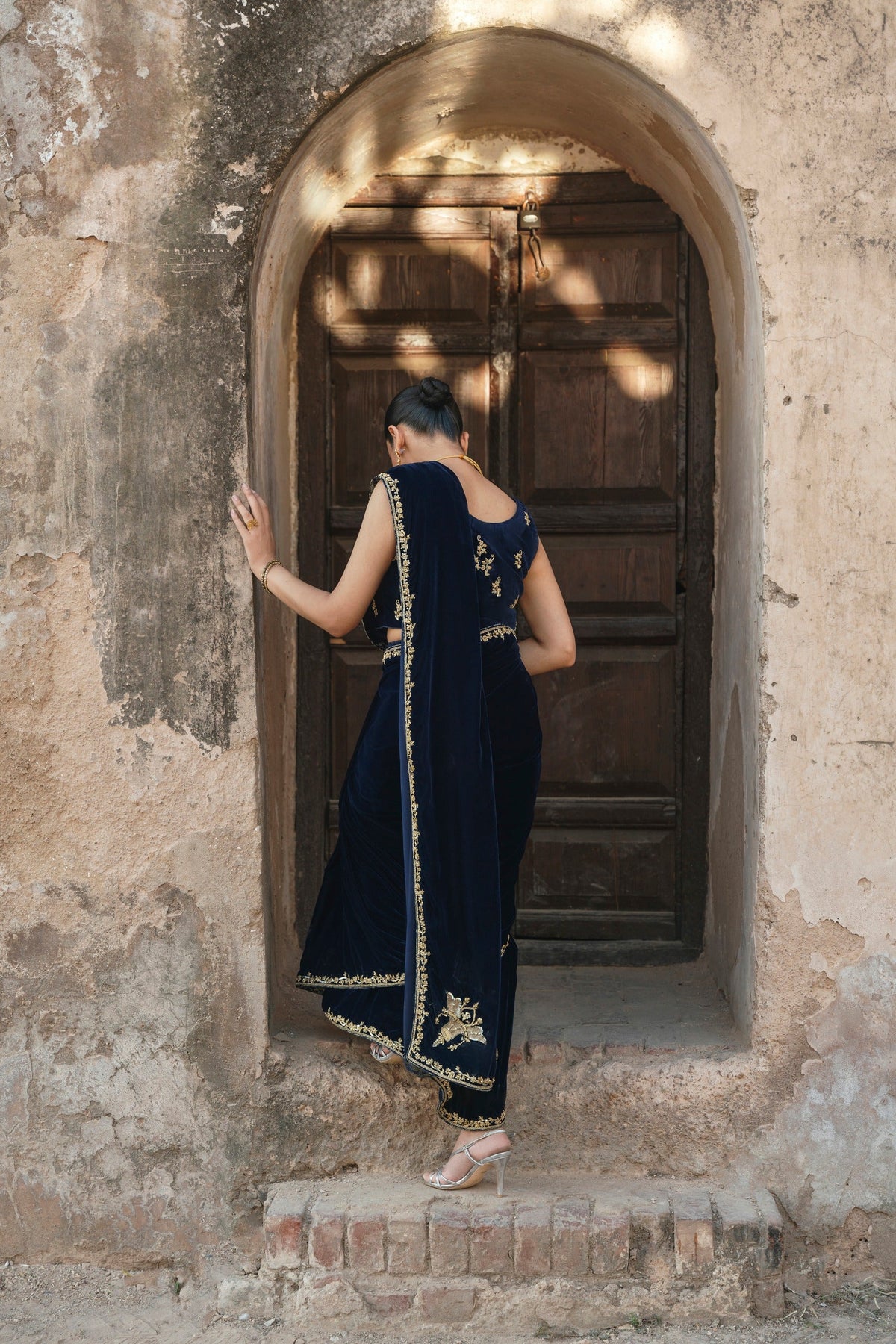 Naveena Saree