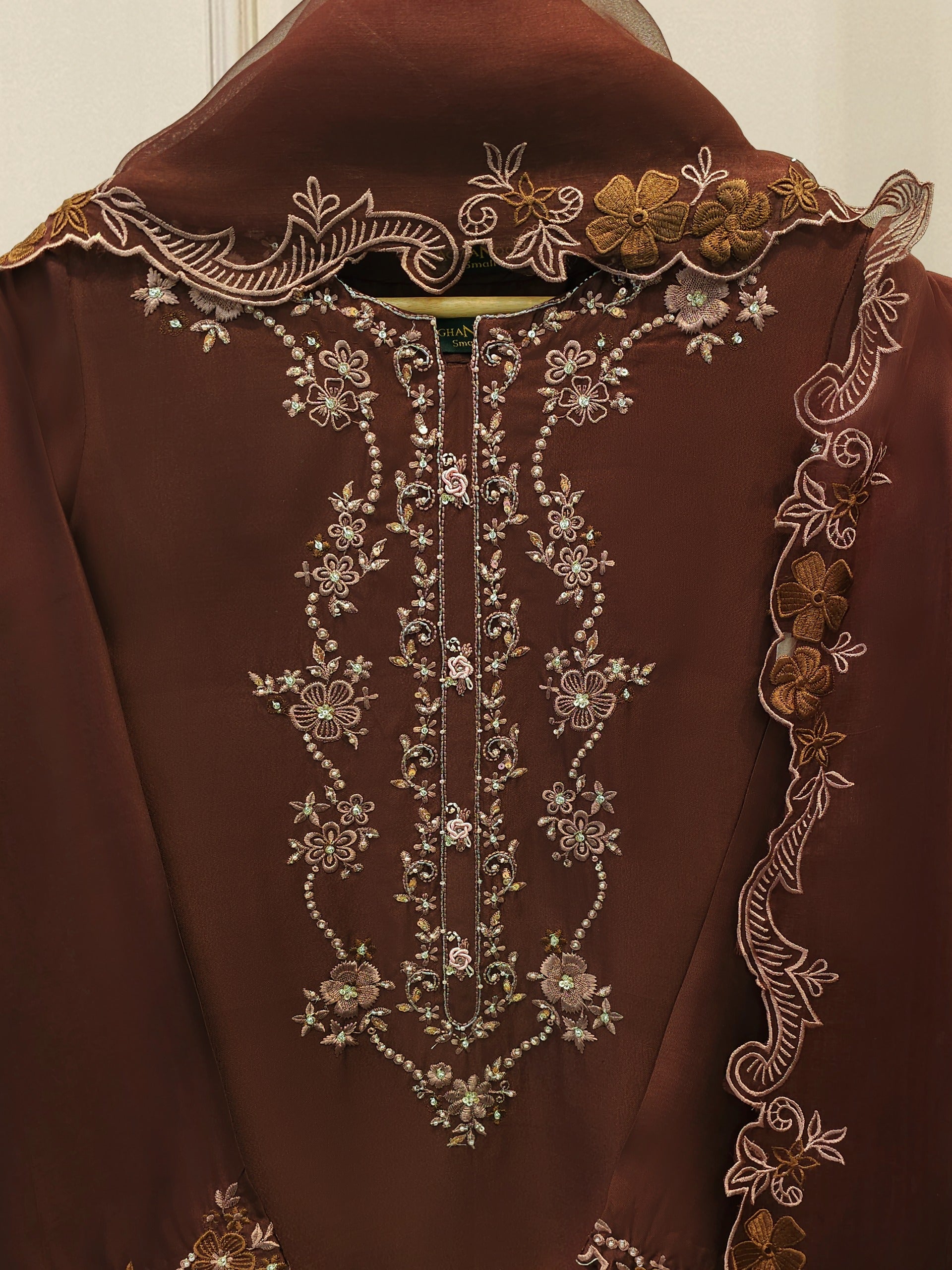3 Piece-  Pure Embroidered Sheesha Silk Suit S112969