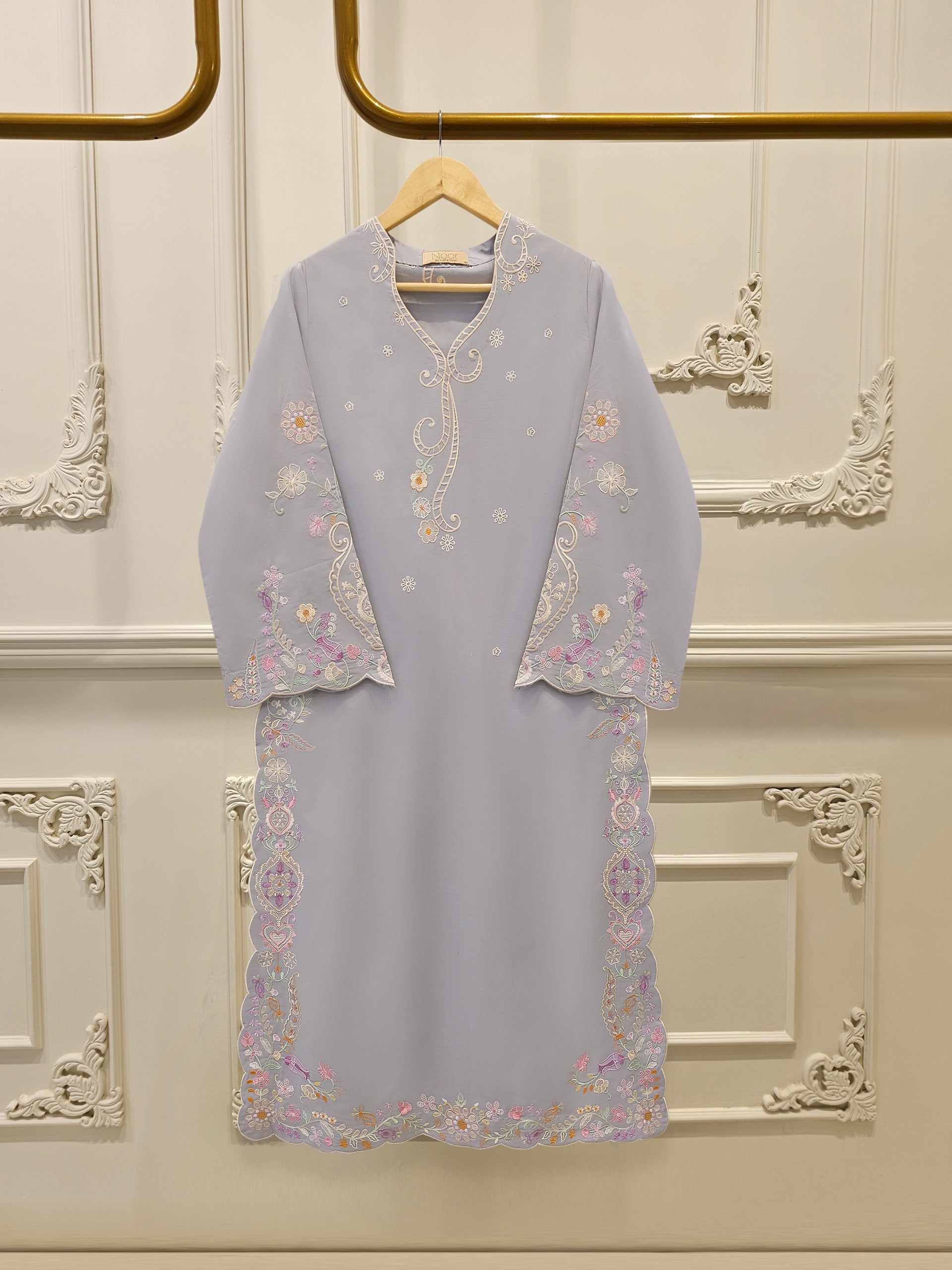 Embroidered Cambric Shirt WS00229