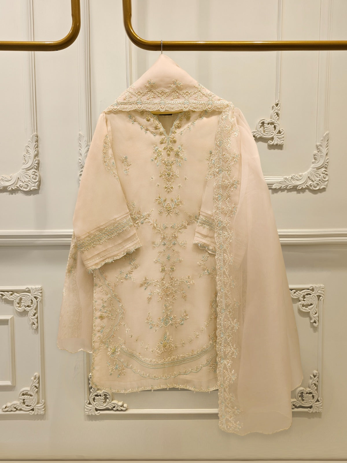 3 Piece - Pure Organza Embroidered Suit S113262