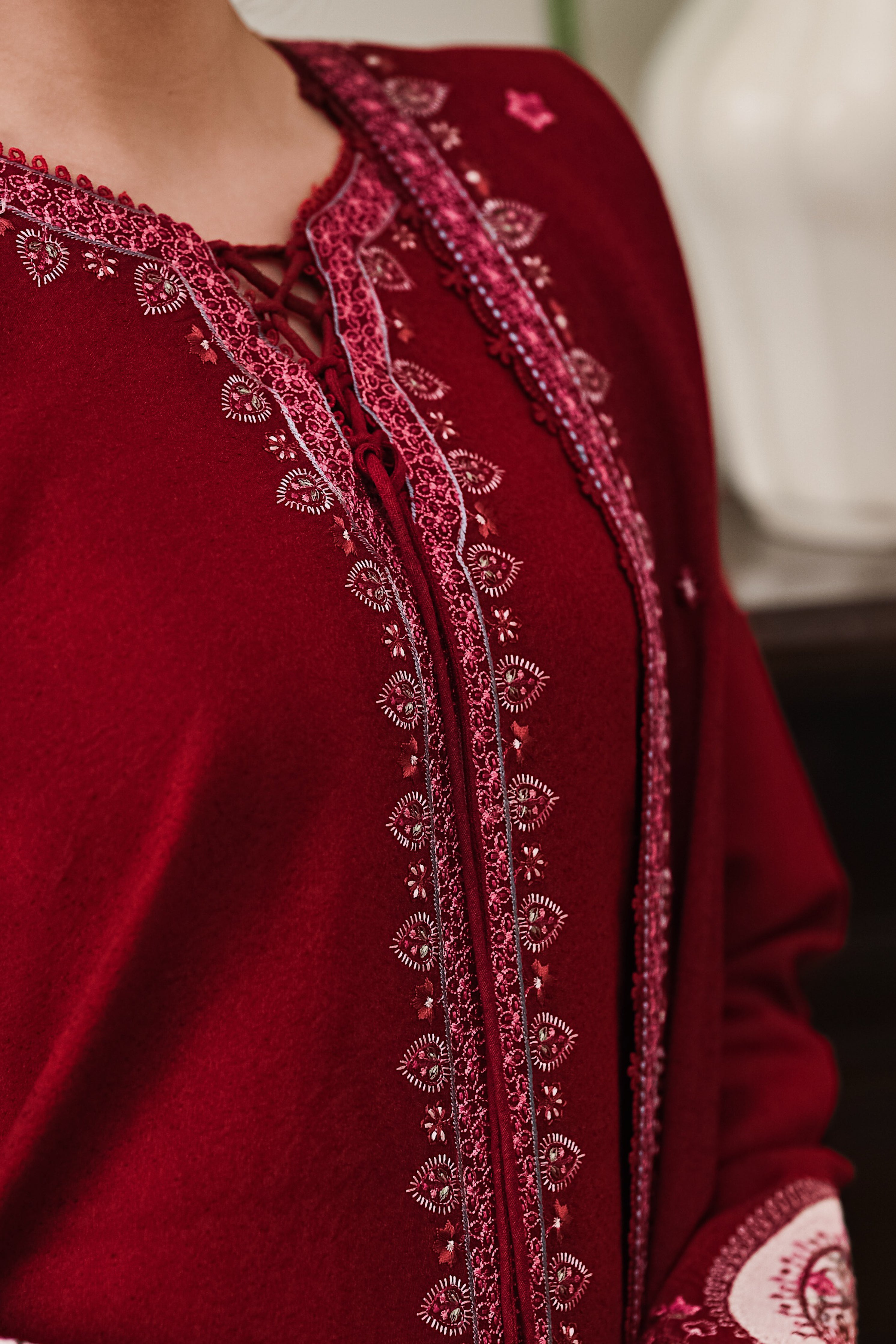 DEEP RED LUXURY EMBROIDERED KARANDI 3PCS SET (NPA3-25449)-READY TO WEAR