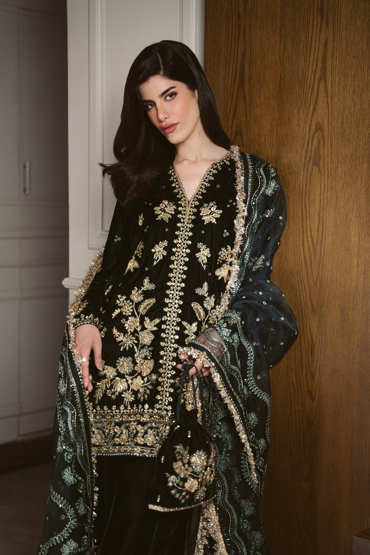 EMERALD GREEN LUXURY VELVET COUTURE (NPA3-25458)