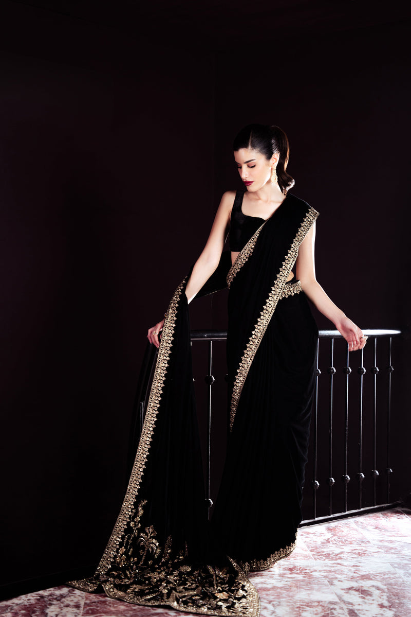 Black Luxury Velvet Saree (Npa3-25462)
