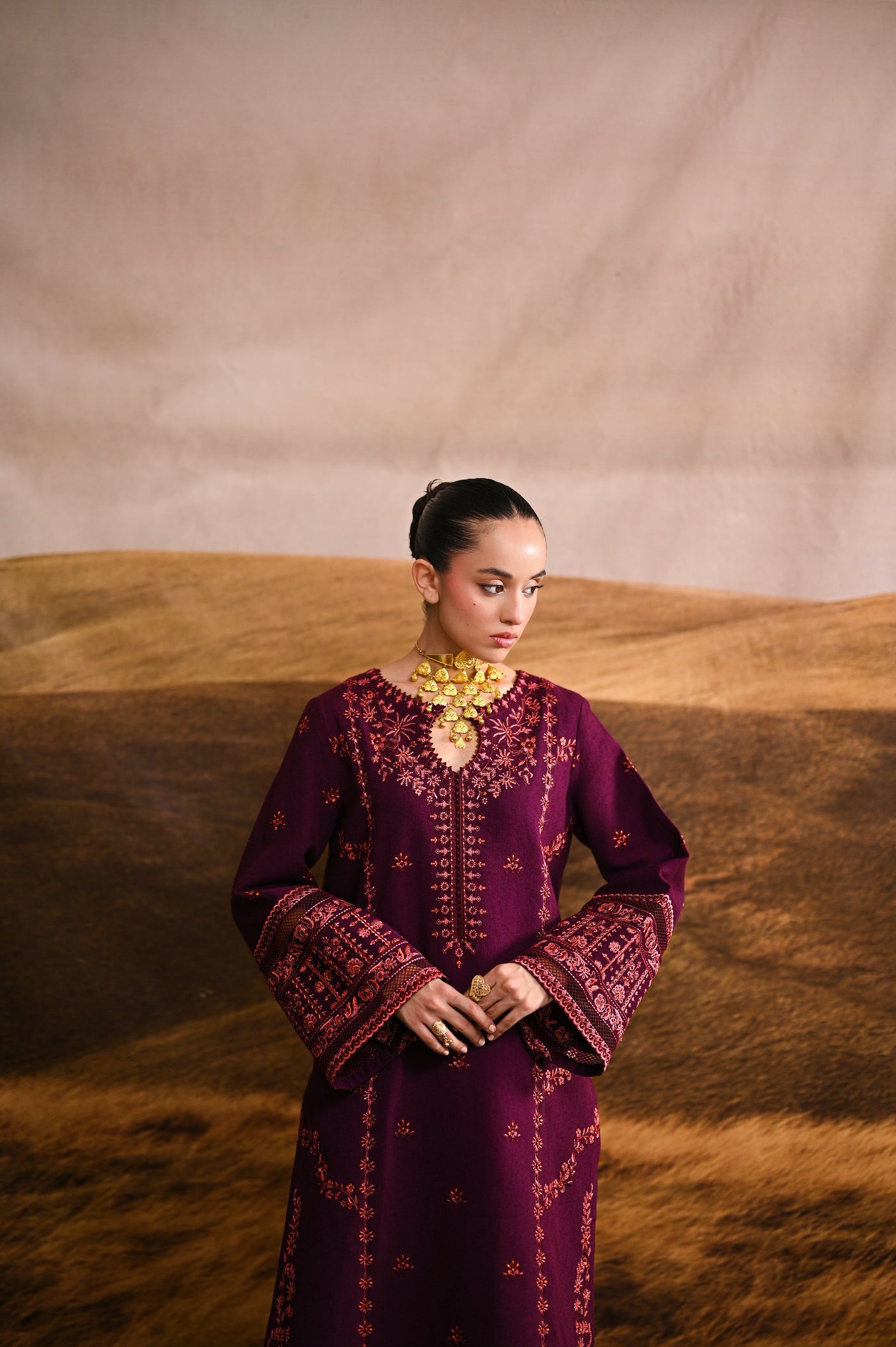 DEEP PLUM LUXURY EMBROIDERED KARANDI 2PCS SET (NPA2-25318)-READY TO WEAR