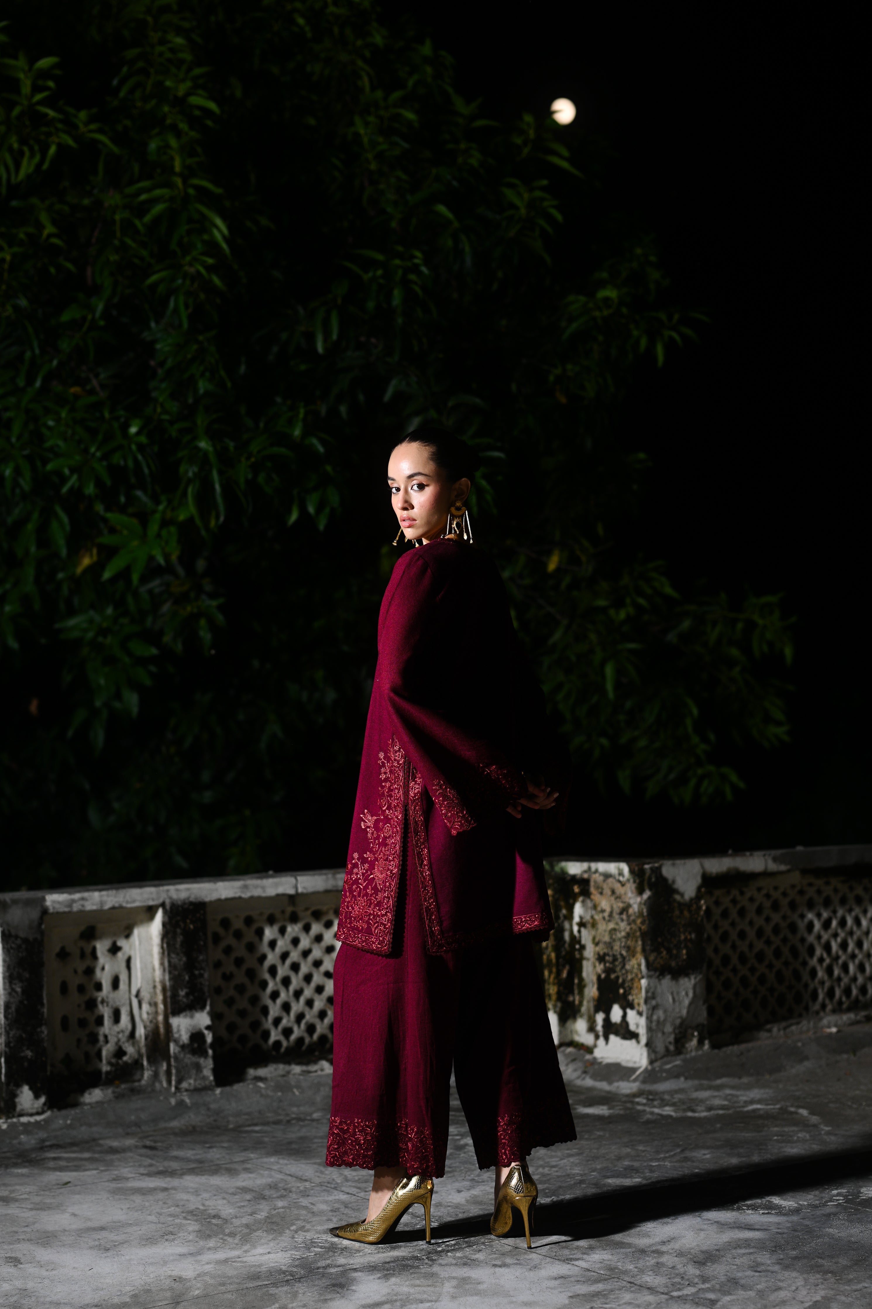 BURGUNDY LUXURY EMBROIDERED KARANDI 2PCS SET (NPA2-25315)-READY TO WEAR