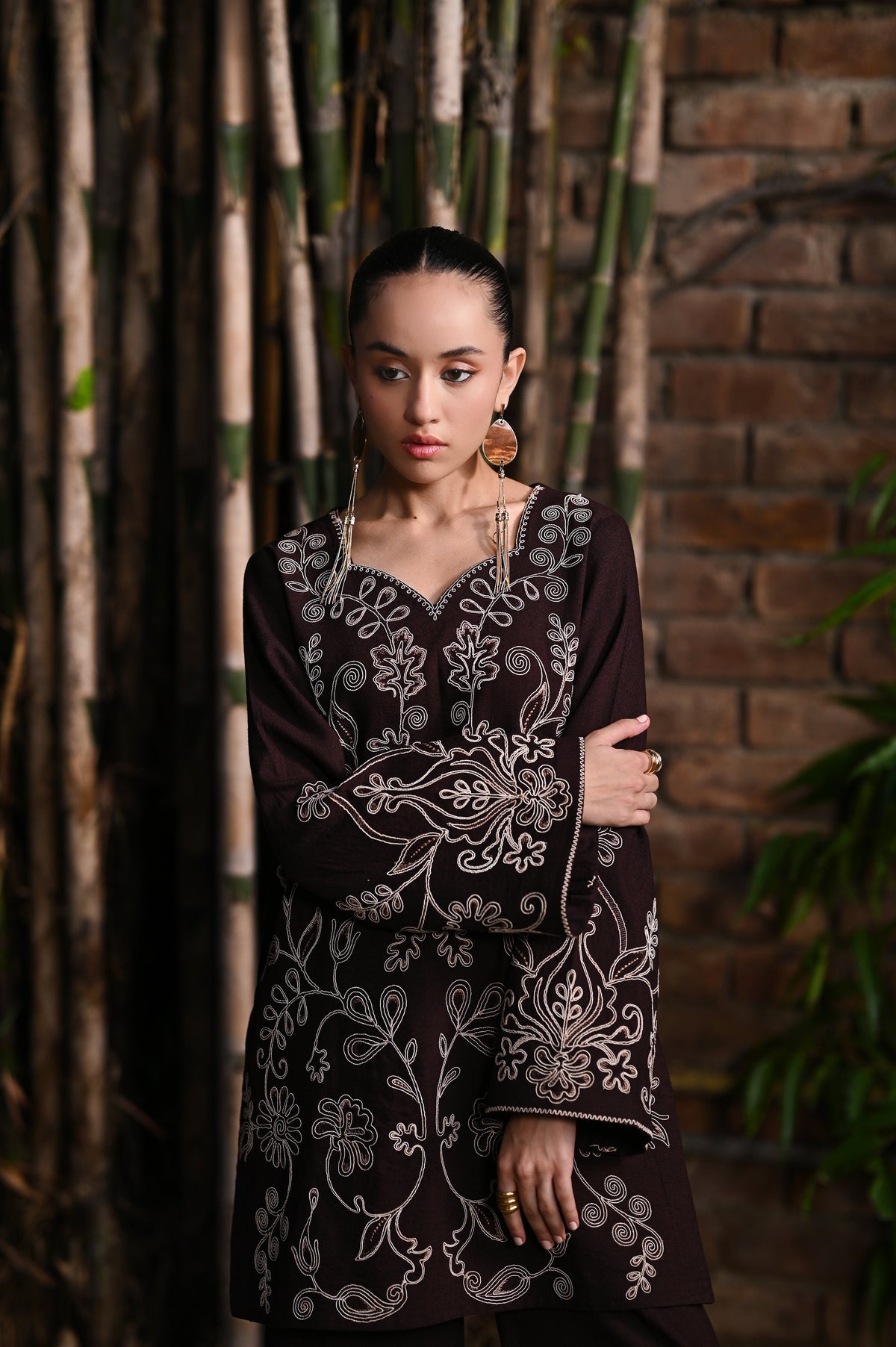 CHOCOLATE BROWNIE LUXURY EMBROIDERED KARANDI 2PCS SET (NPA2-25321)-READY TO WEAR