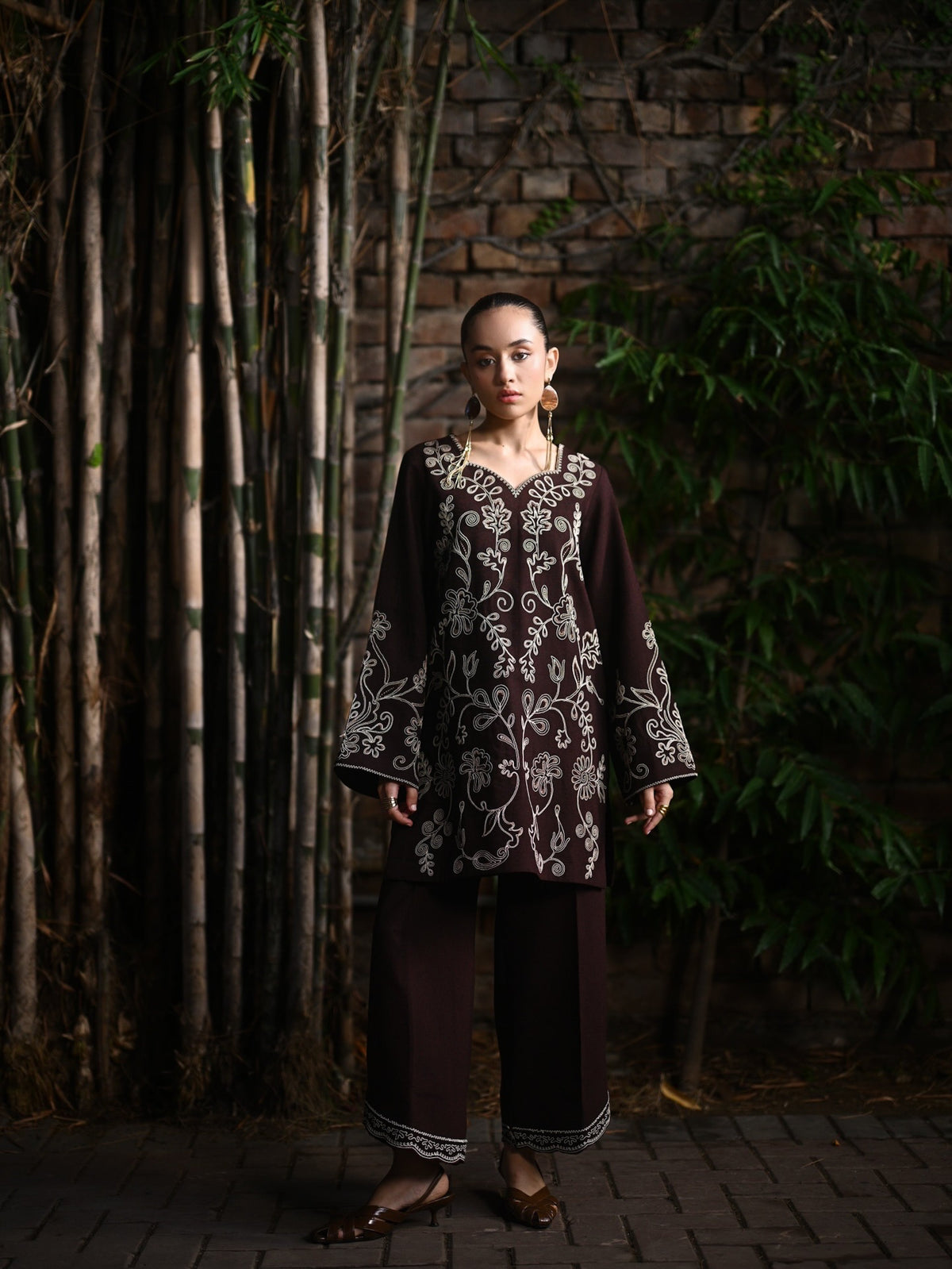 CHOCOLATE BROWNIE LUXURY EMBROIDERED KARANDI 2PCS SET (NPA2-25321)-READY TO WEAR