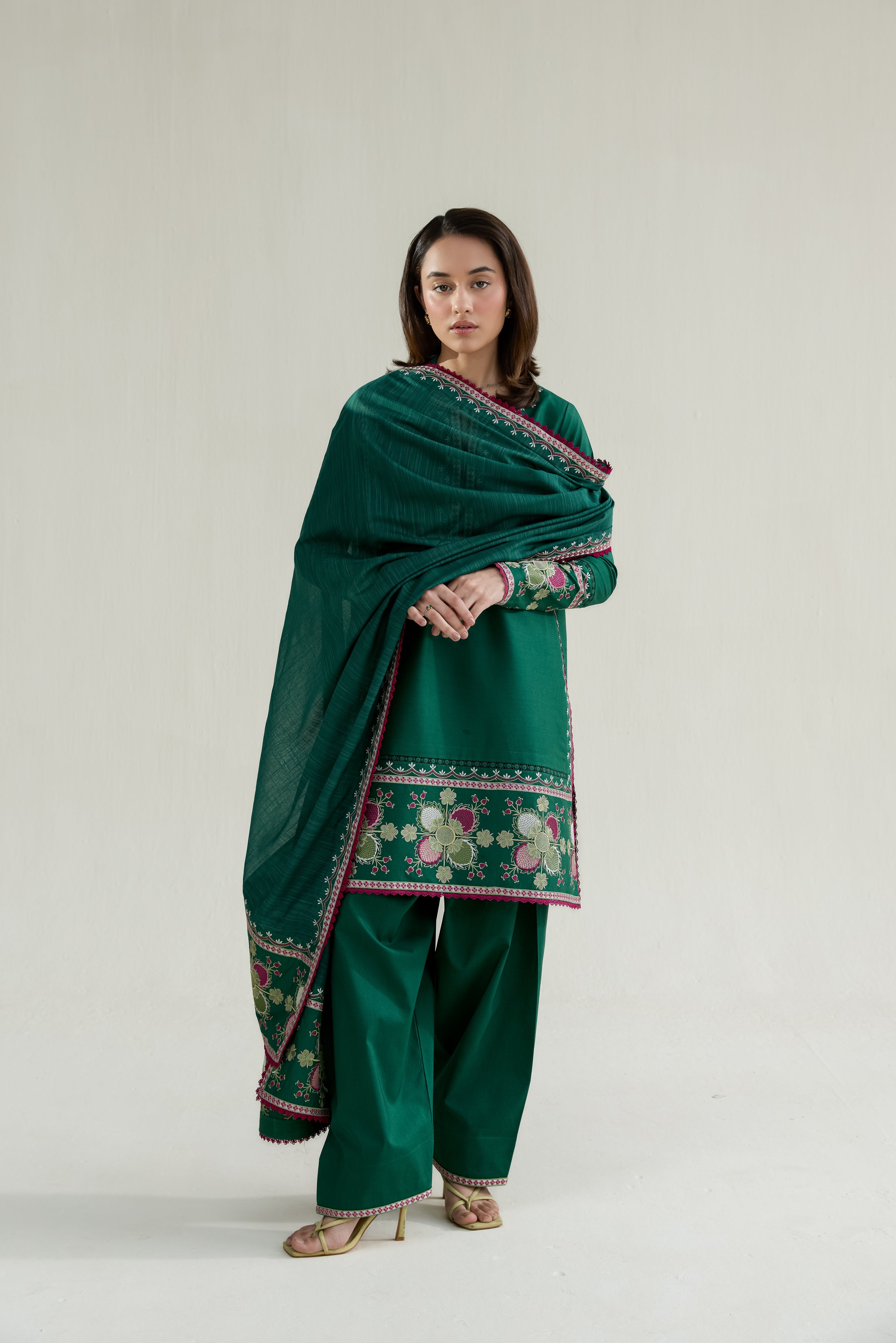 EMERALD GREEN LUXURY EMBROIDERED LAWN 3PCS SET (NPA3-26413) -  2026 READY TO WEAR