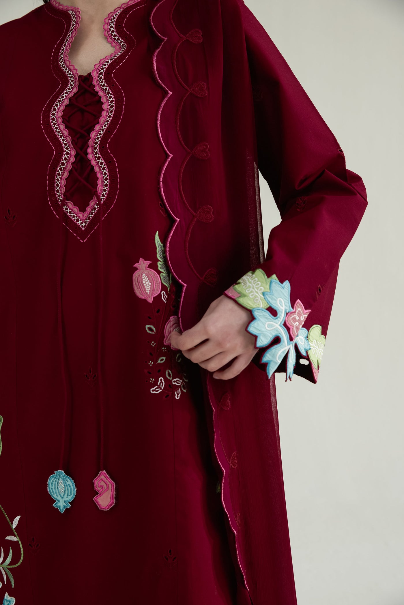 MAROON LUXURY EMBROIDERED LAWN 3PCS SET (NPA3-26409) - RAMADAN 2026 READY TO WEAR