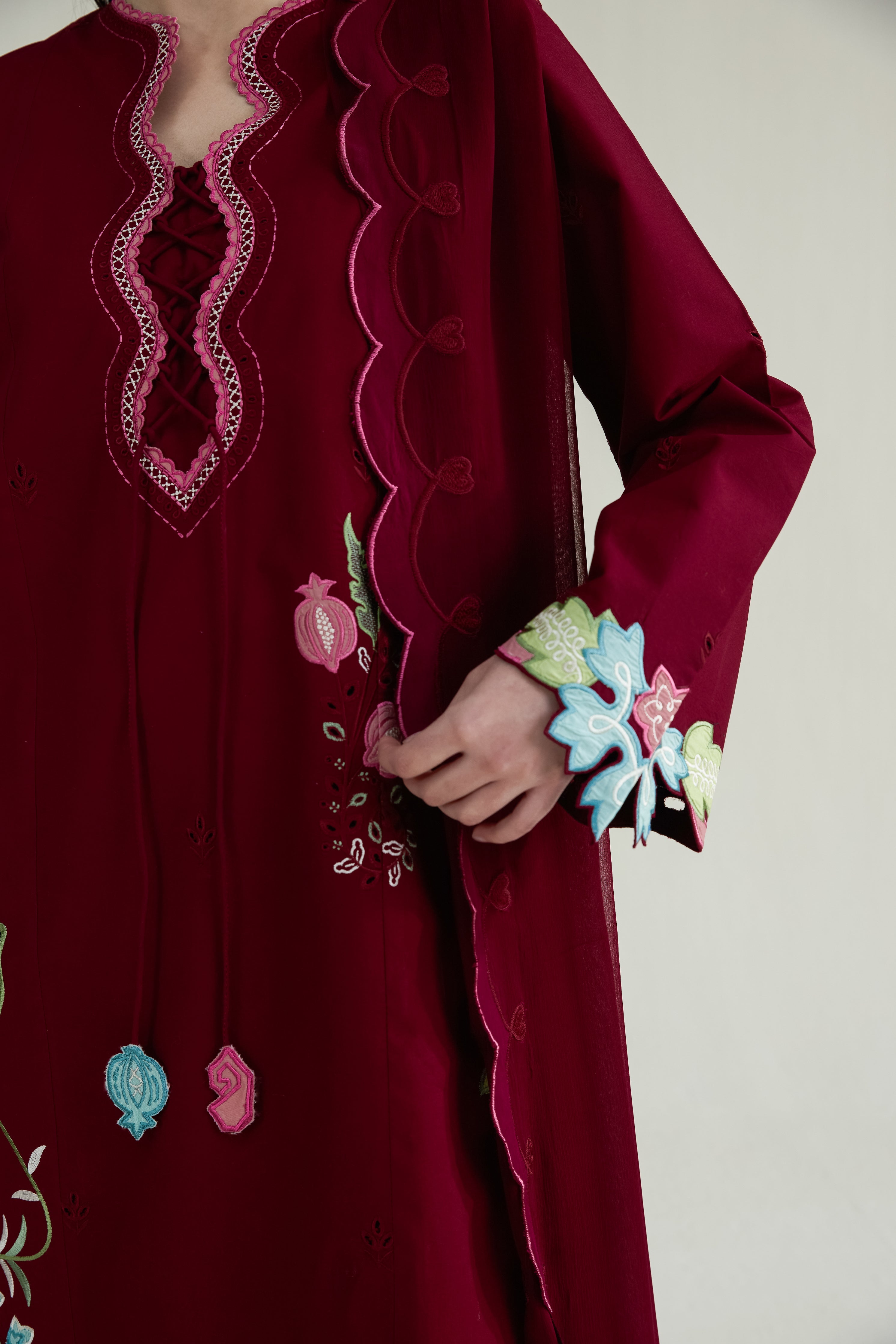 MAROON LUXURY EMBROIDERED LAWN 3PCS SET (NPA3-26409) - RAMADAN 2026 READY TO WEAR