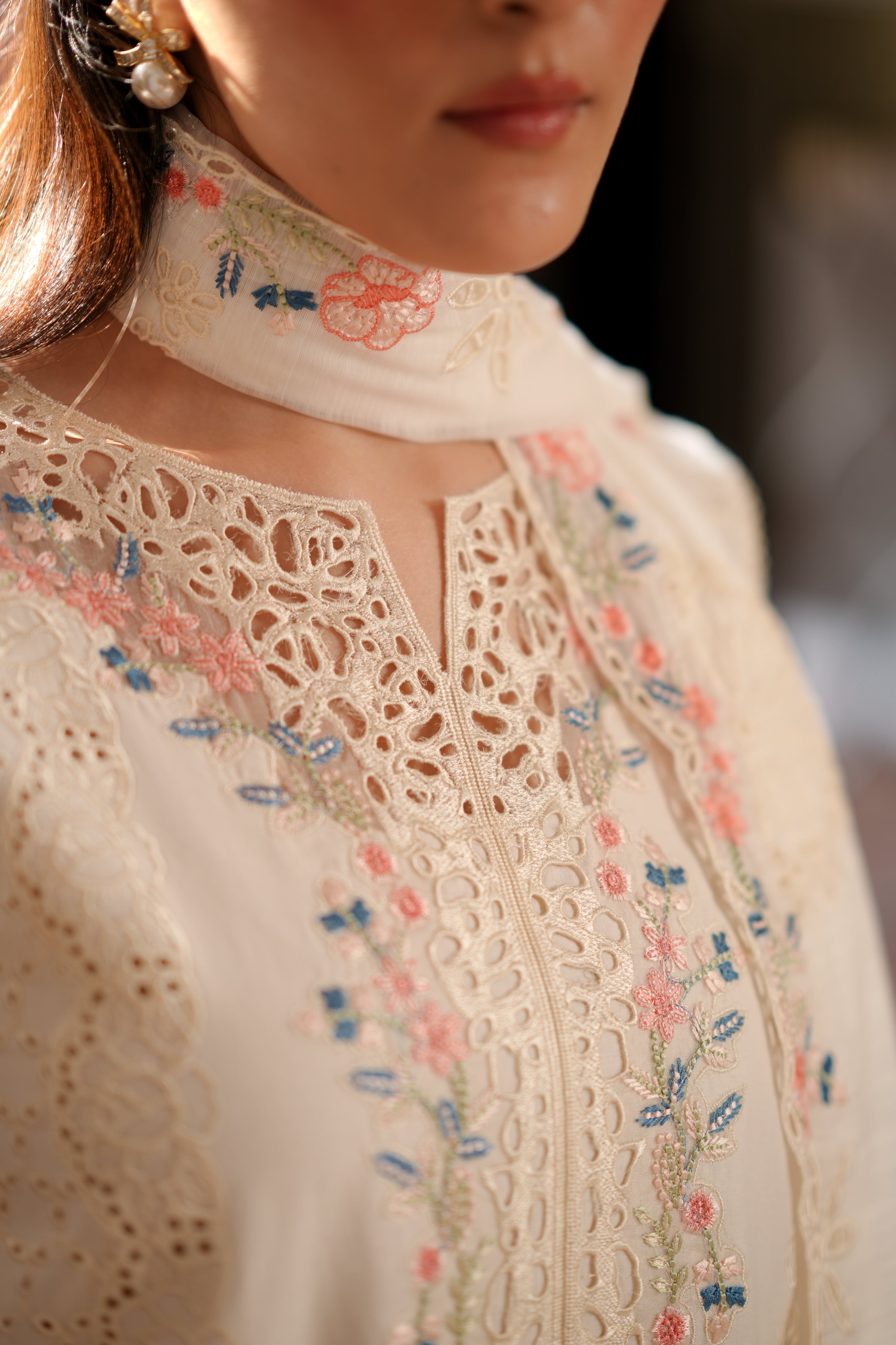 LUMA LUXURY EMBROIDERED LAWN SET (NEL-26625)