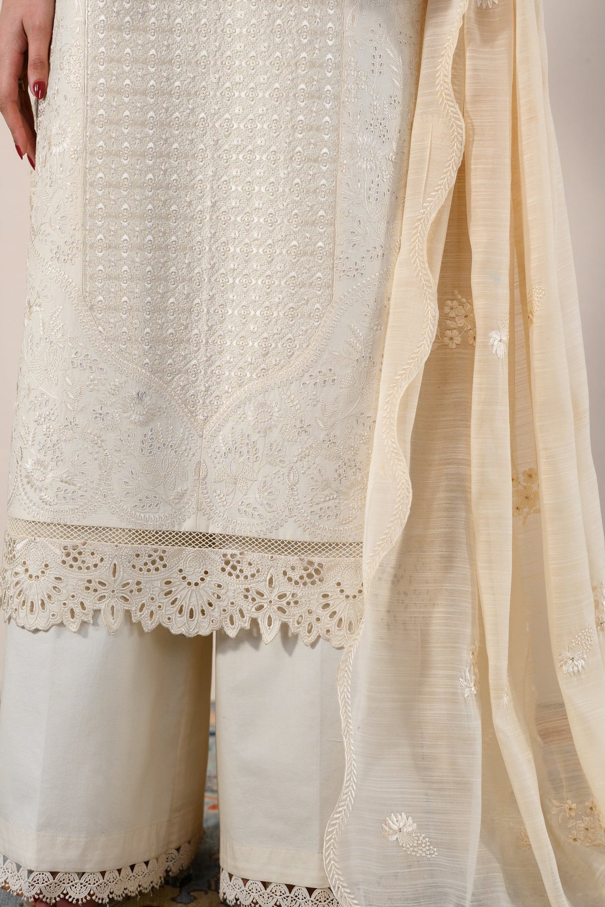 IVORY LUXURY EMBROIDERED LAWN 3PCS SET (NPA3-26417) - READY TO WEAR 2026