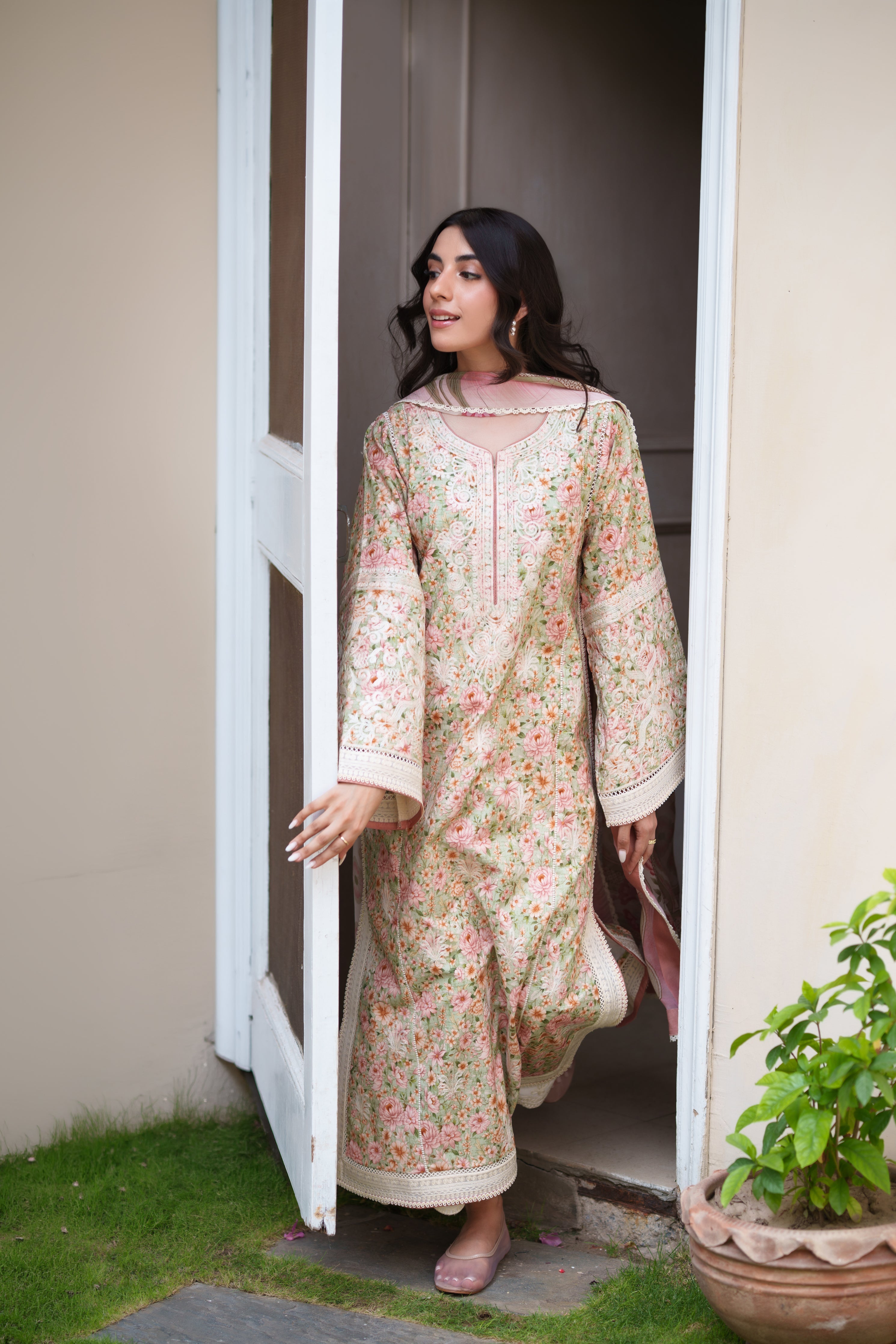 SOFT PISTACHIO LUXURY EMBROIDERED PRINTED PREMIUM COTTON 3PCS SET (NEL-26630)