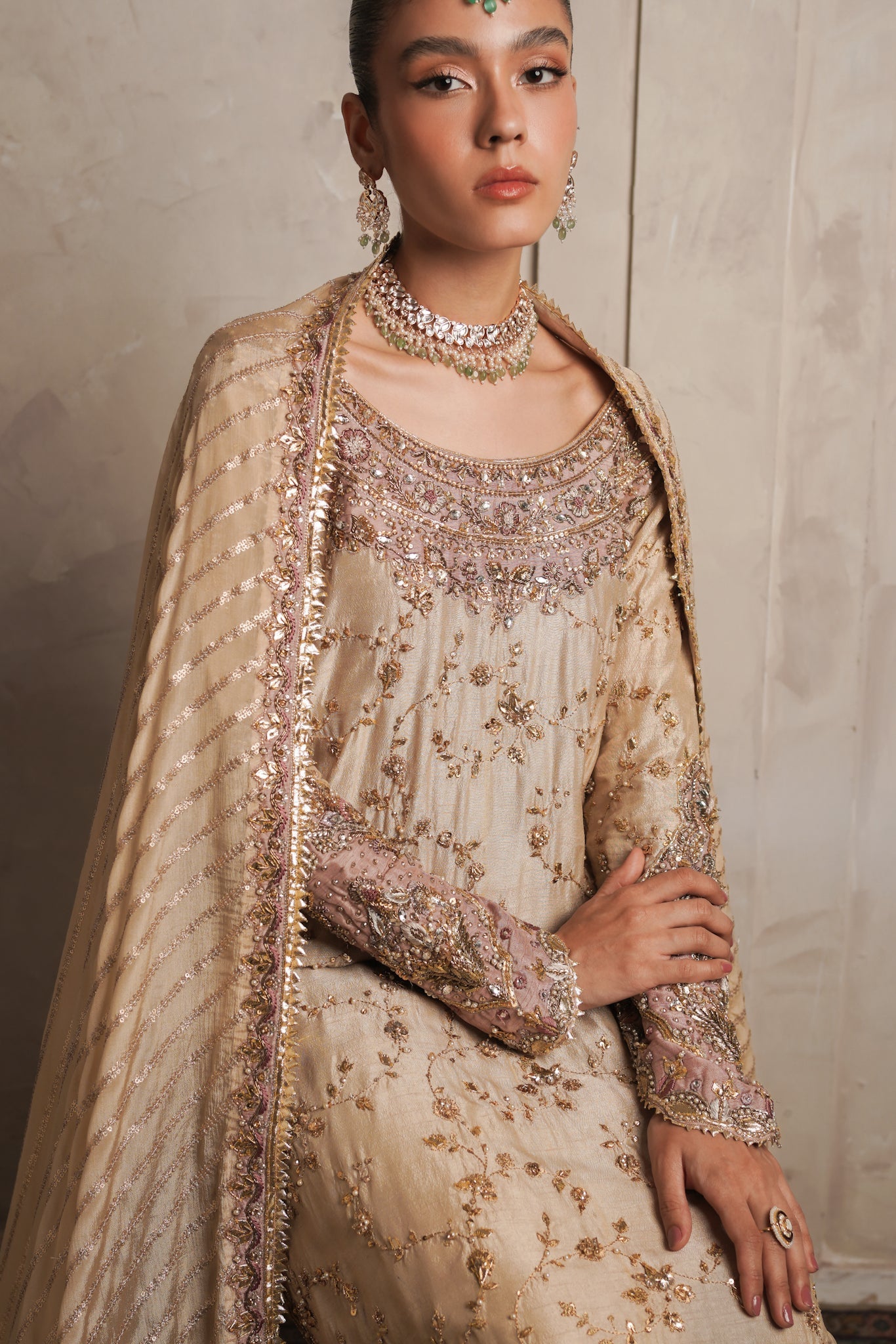 THE CLASSIC BEIGE ZC-004 (NPA3-24448)