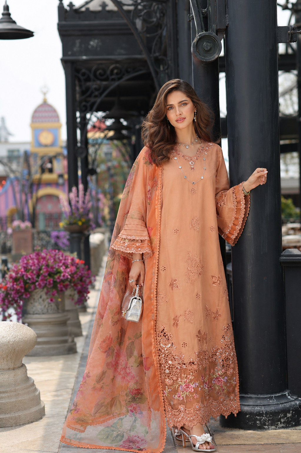 D6 - Apricot Allure