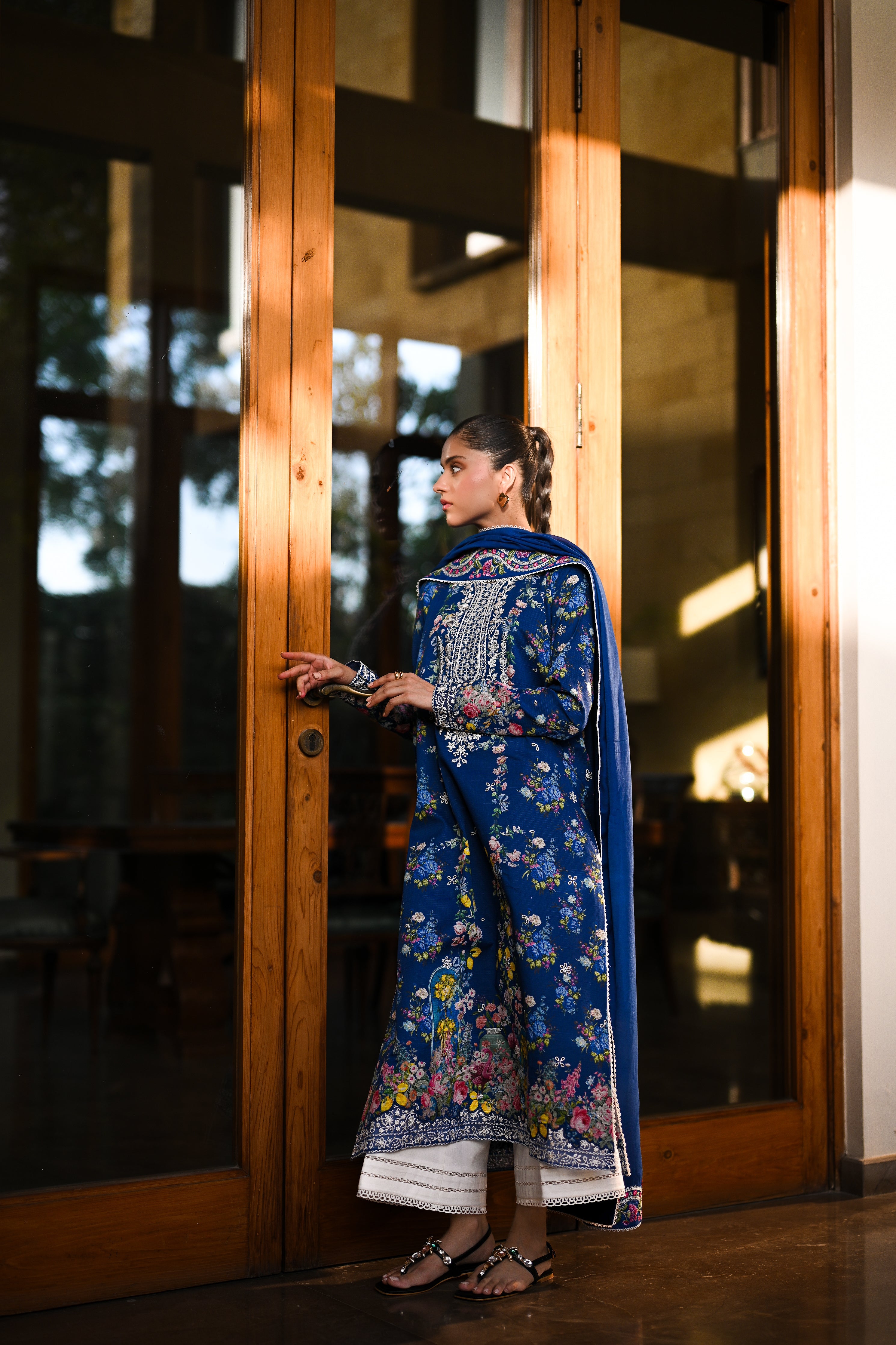Sapphire Blue Luxury Printed Embroidered Lawn Set Nel 25617