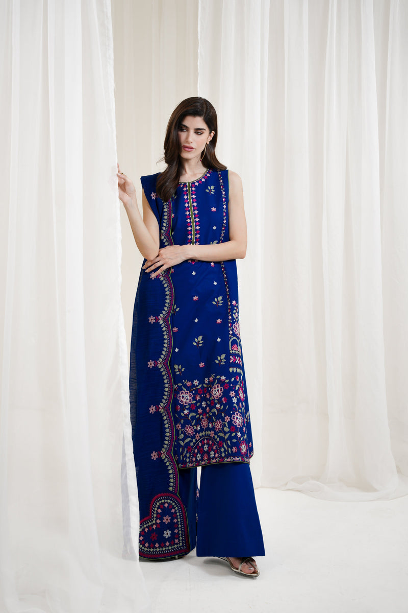 WHITE-MAROON LUXURY EMBROIDERED 3PCS SET NPA3-25426 (EID 2025 READY TO WEAR) - EXPRESS SHIPPING