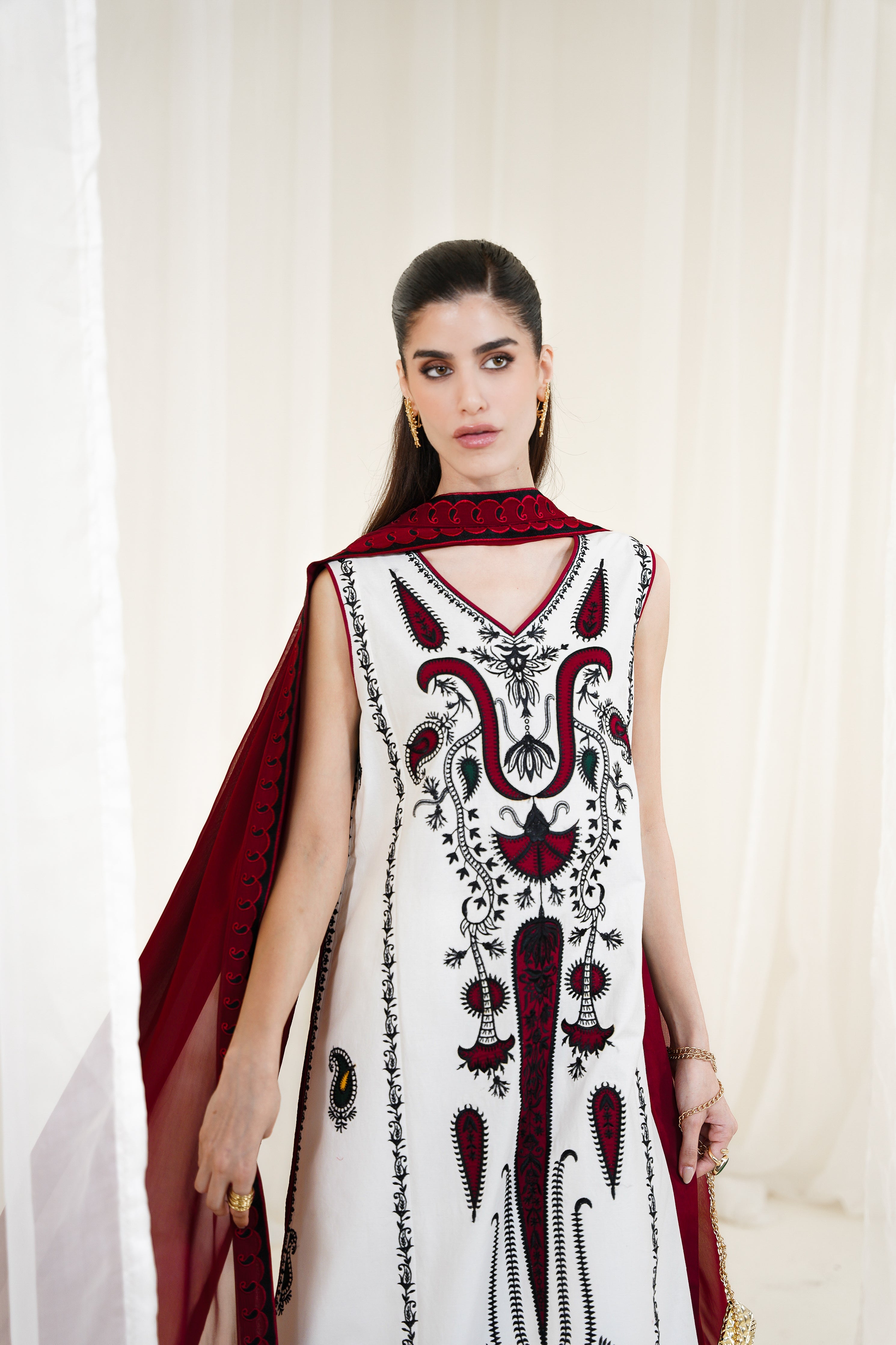 WHITE-MAROON LUXURY EMBROIDERED 3PCS SET NPA3-25426 (EID 2025 READY TO WEAR) - EXPRESS SHIPPING