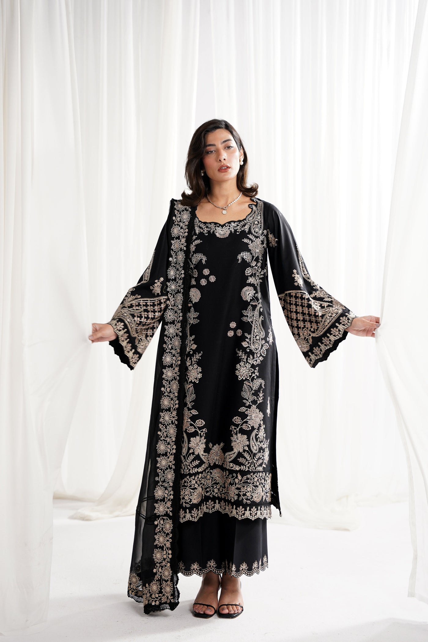 DEEP PINK LUXURY EMBROIDERED 3PCS SET (NPA3-26425) - READY TO WEAR