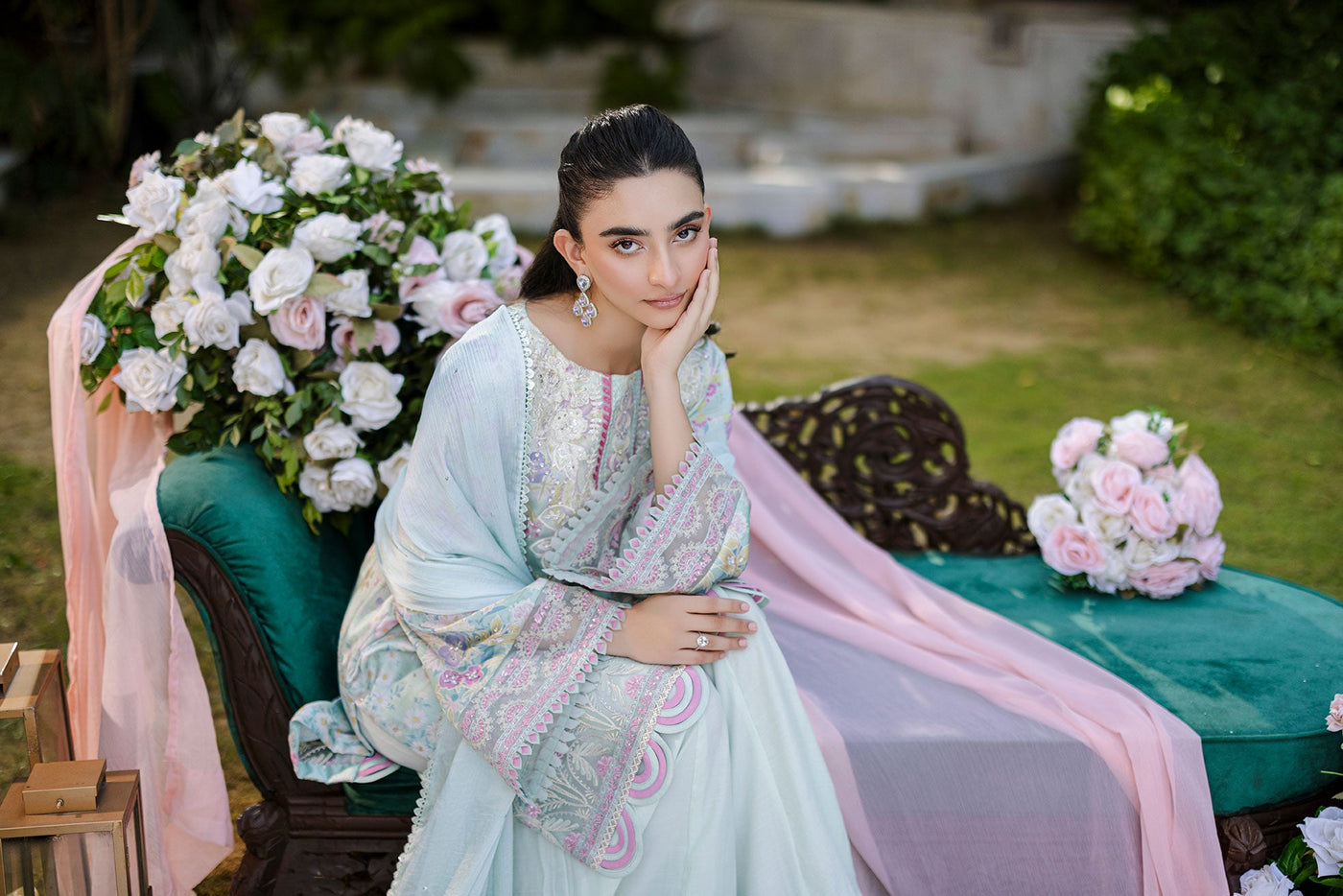 Dupatta as shown