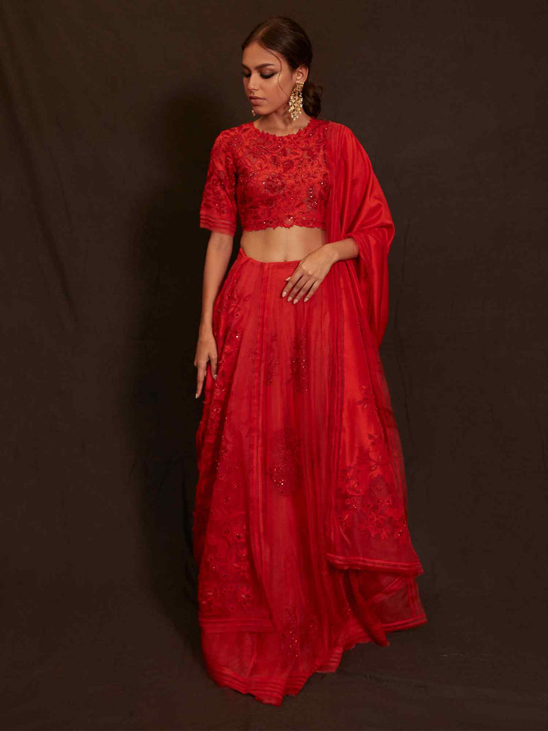 BLOUSE, LEHENGA &amp; DUPATTA