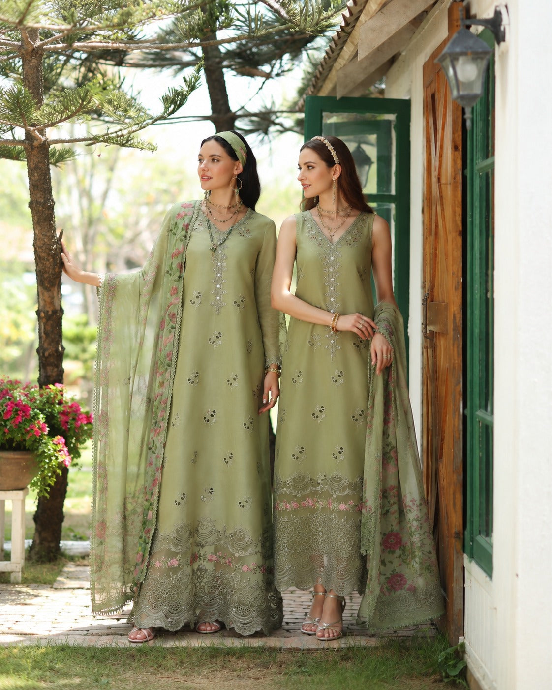 D12 –  Mint Reverie