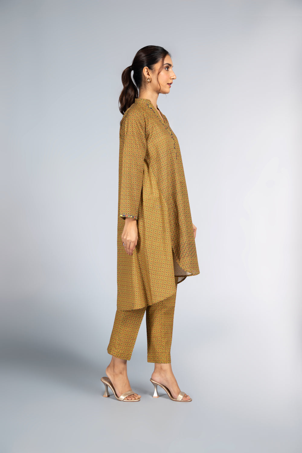 2 Piece Printed Slub Khaddar Embroidered & Printed Suit  (PD1173)