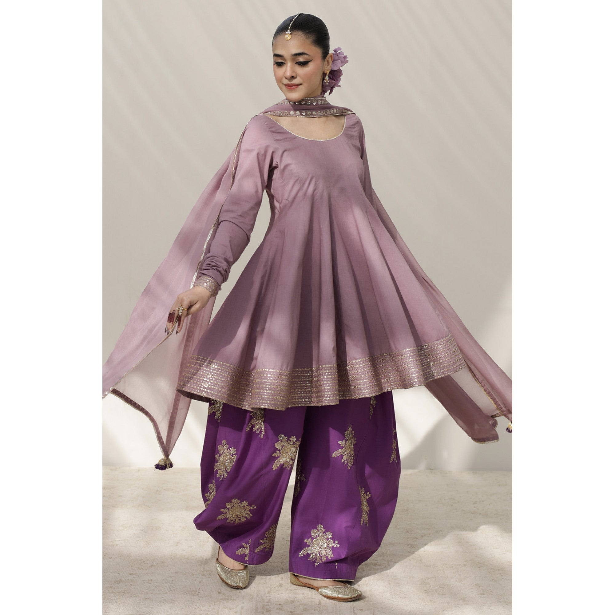 Monotone Purple Outfit