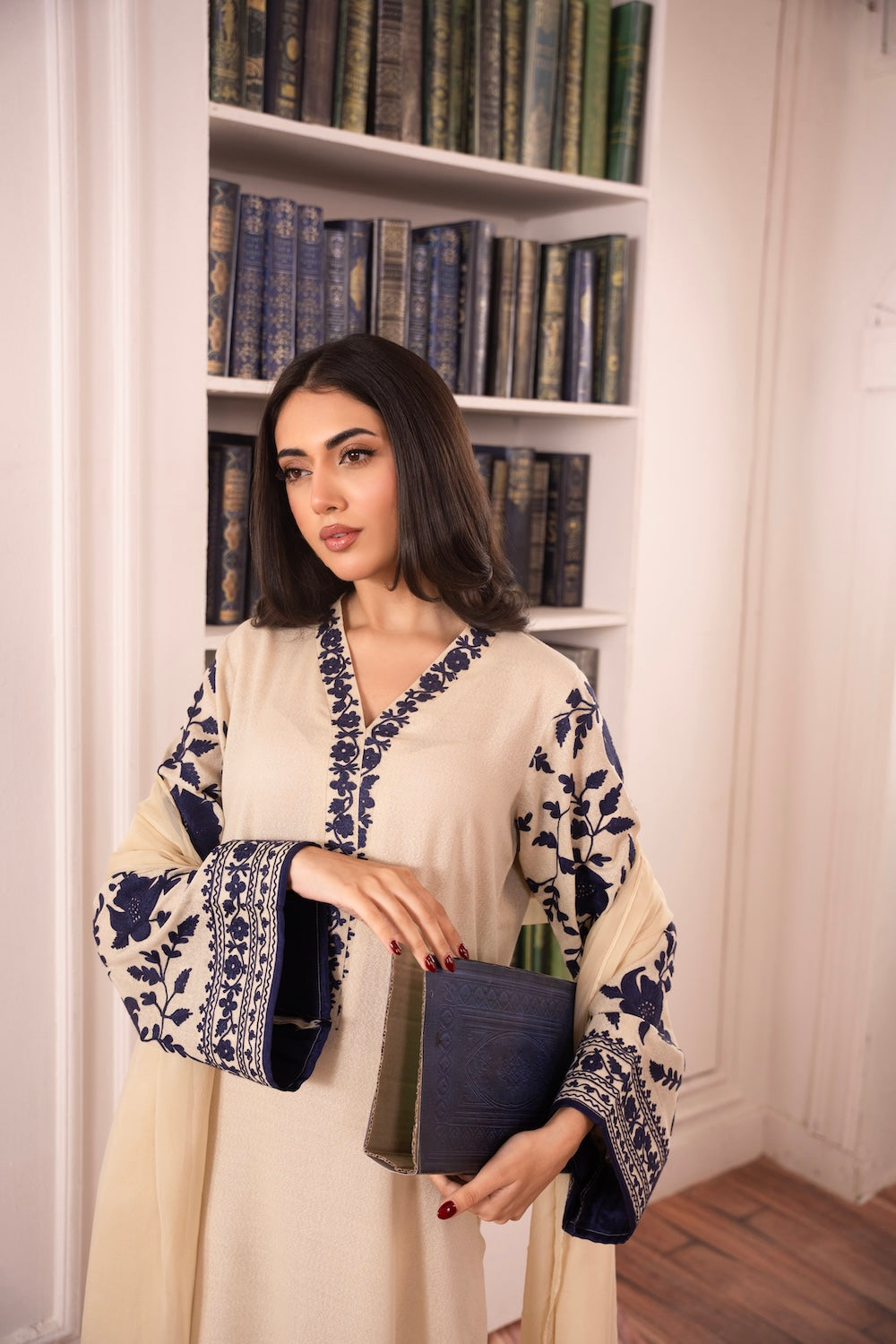 Shanaya | Instant Delivery