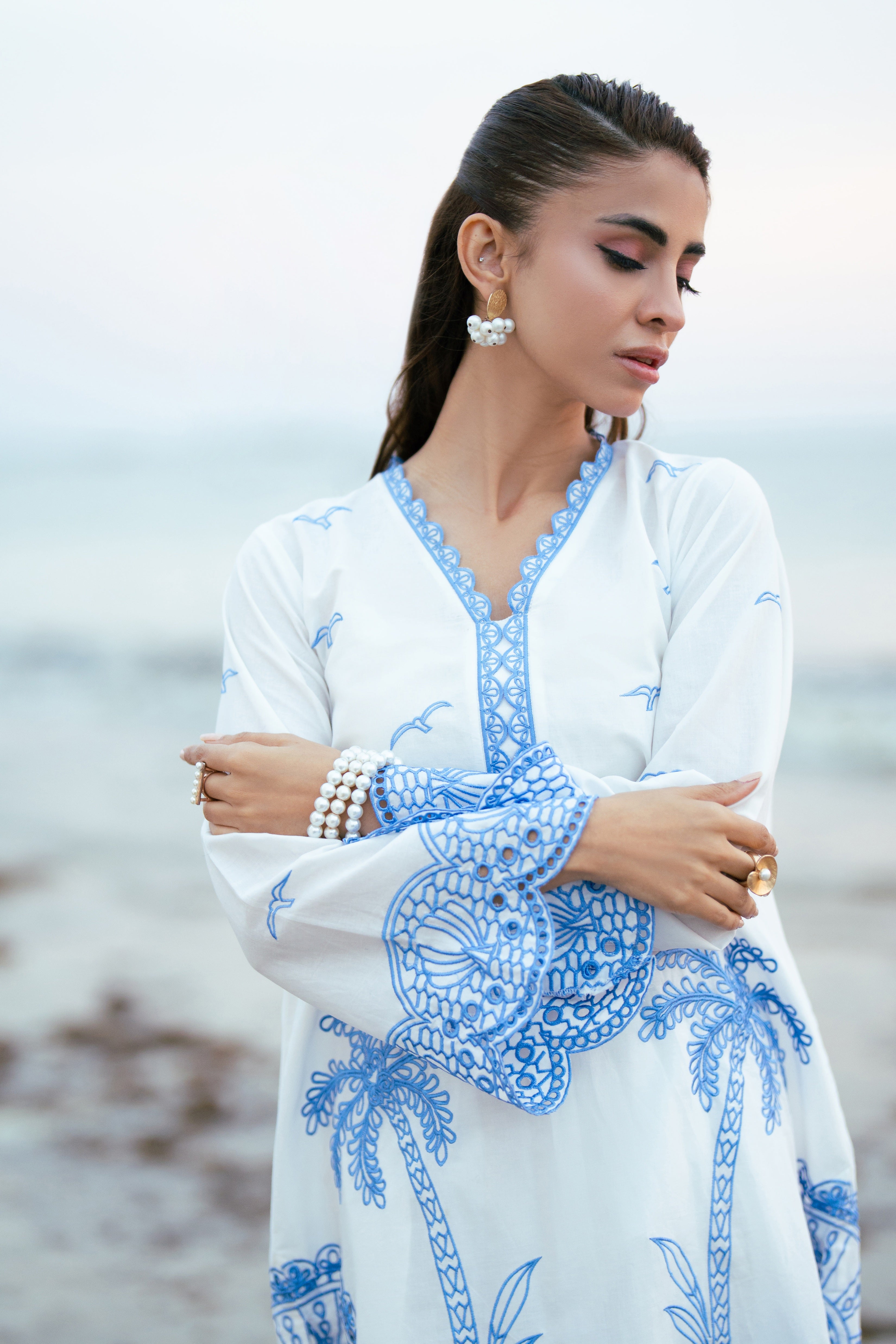 White Breezy Island