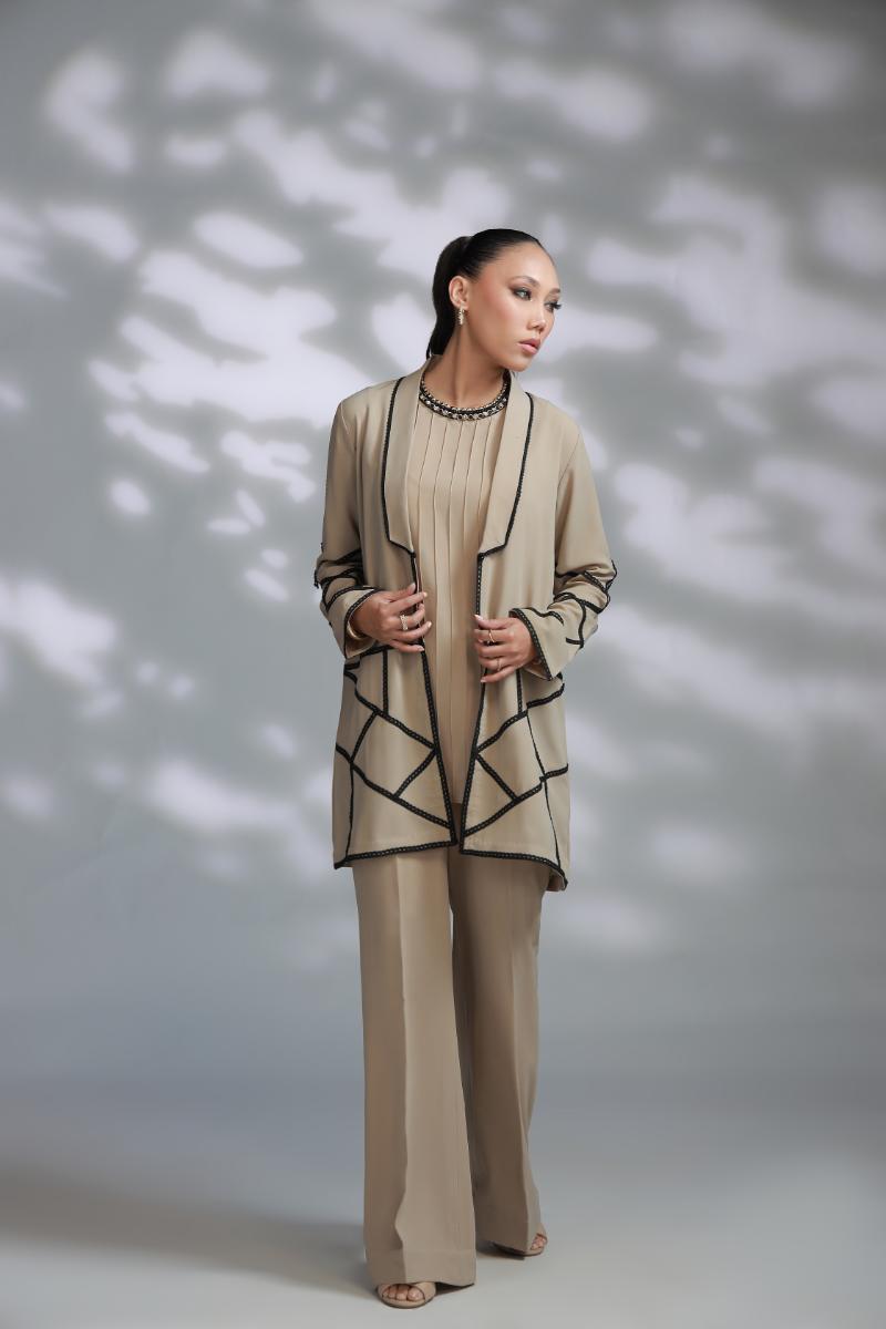 Taupe