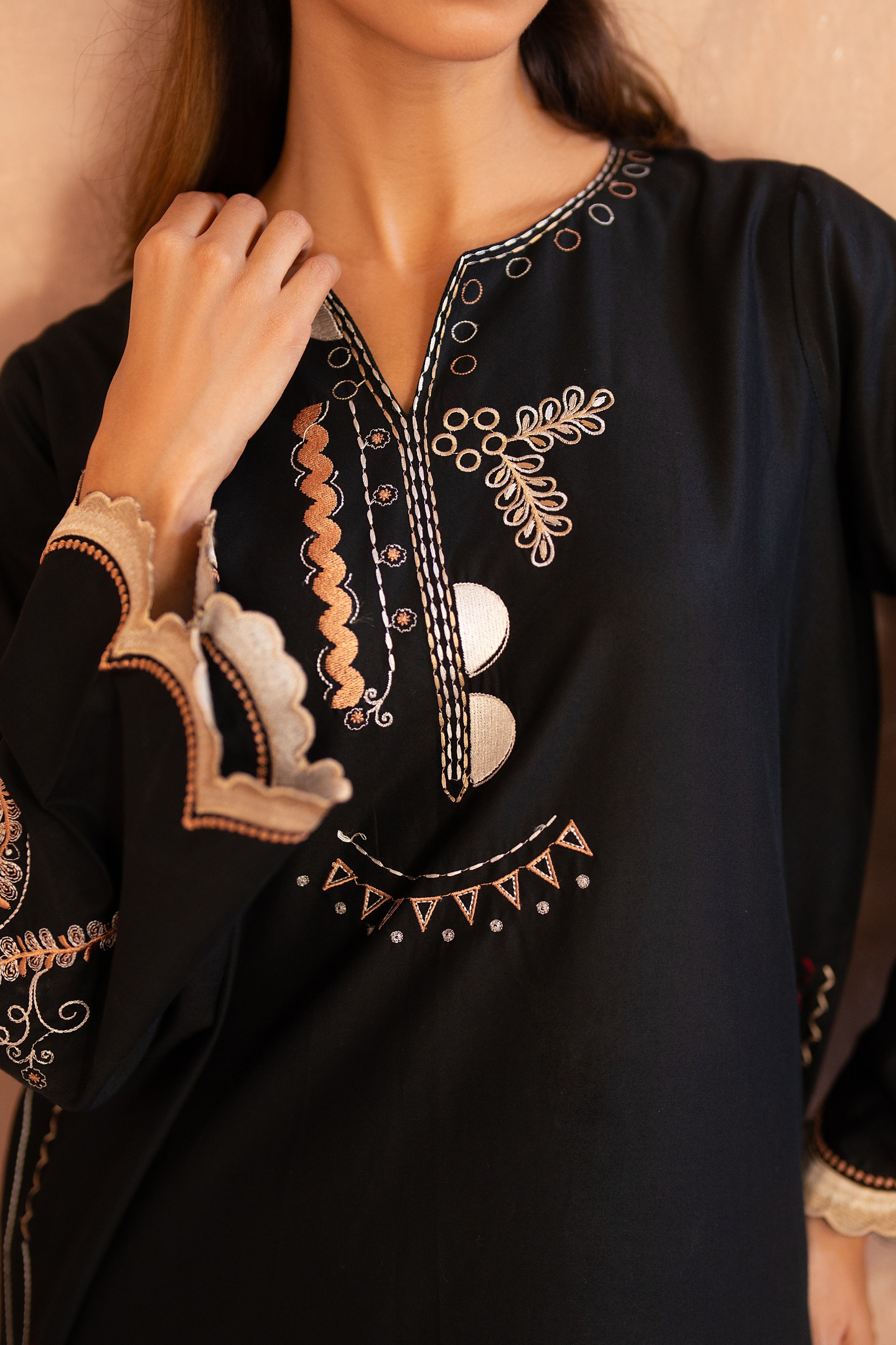 Muster black