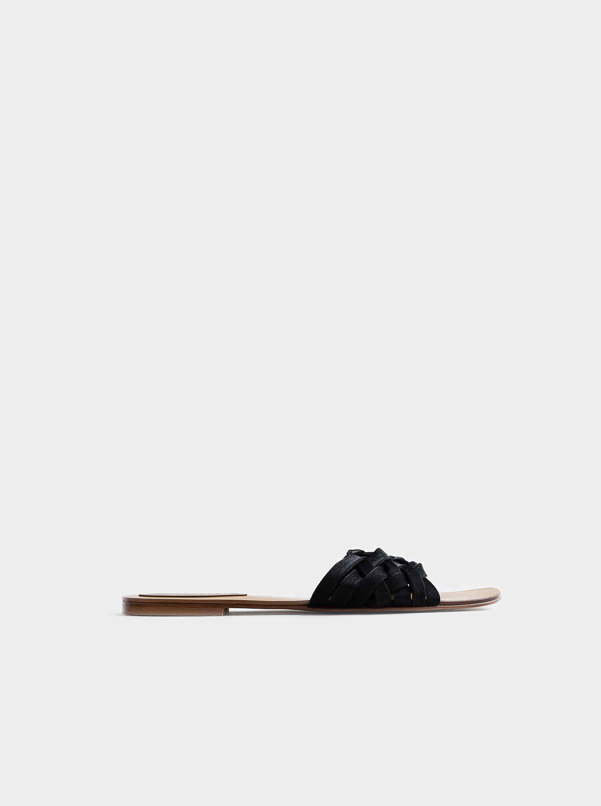 FOOTWEAR