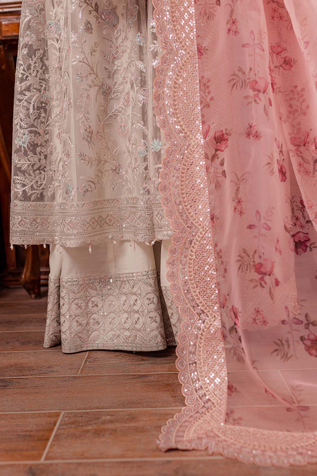 Farasha – Isabel Style