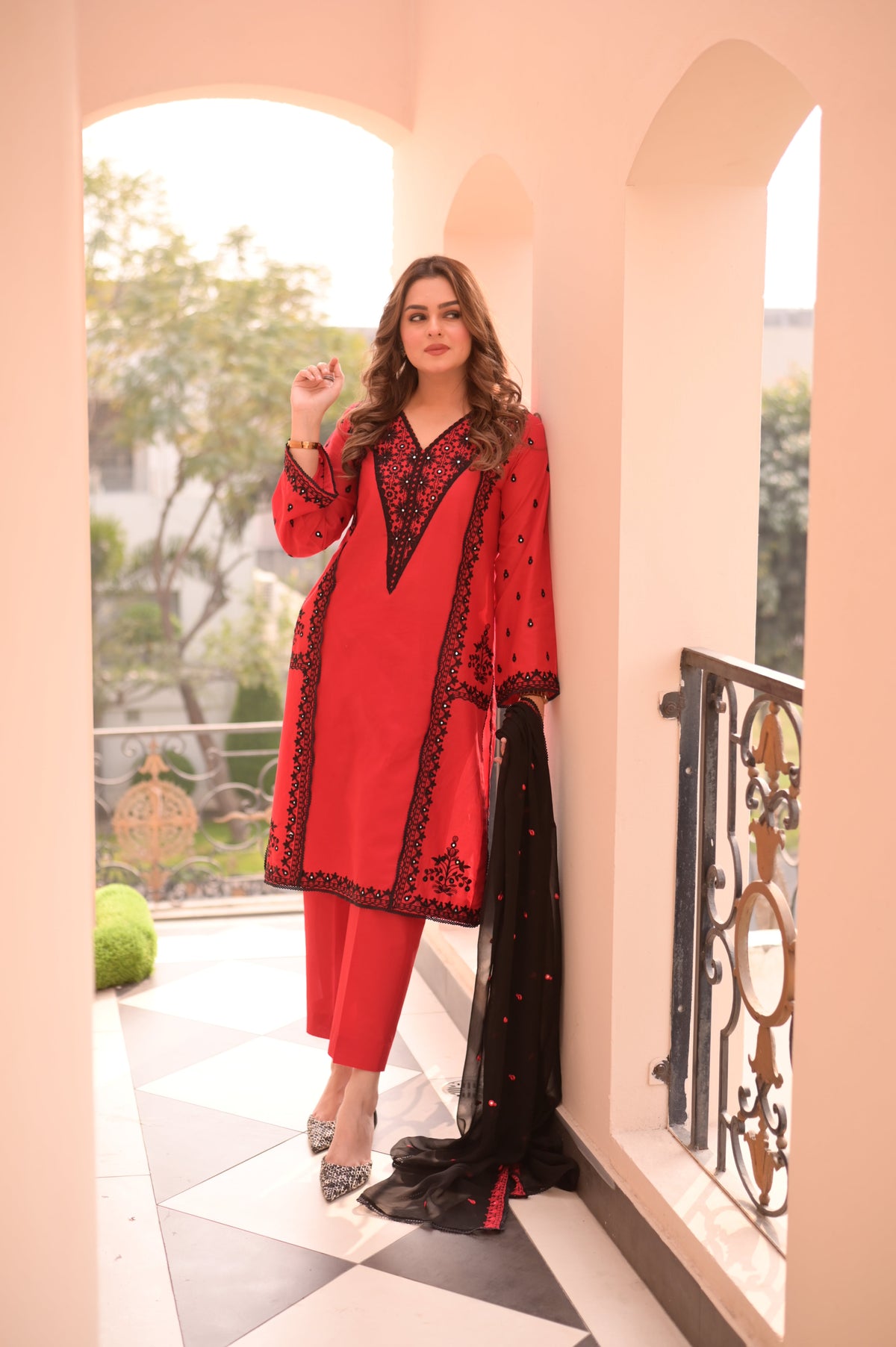 Aneelas Lawn Emb 2pc [LUX-26-16] [Dispatch Time 2 Months]