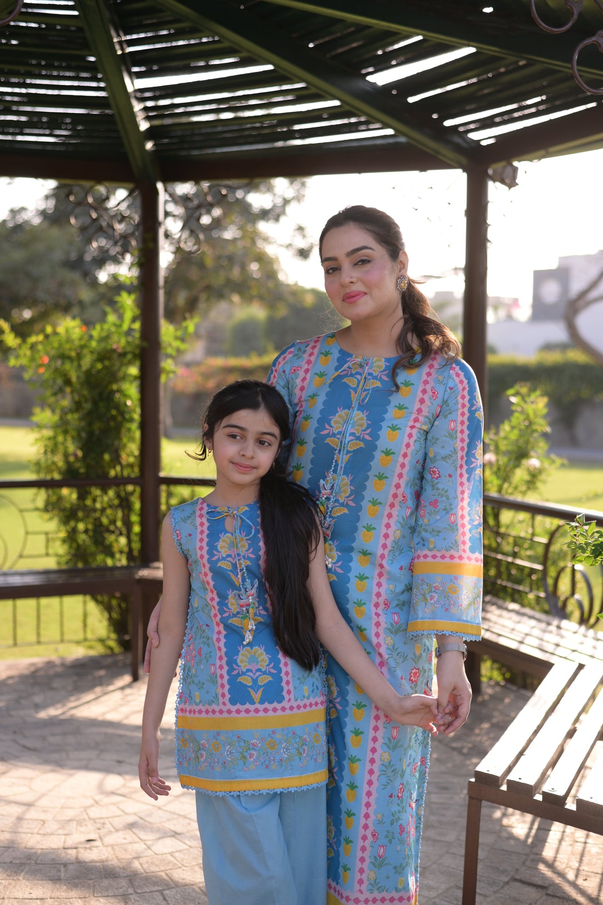 Aneelas Lawn Print 2pc [SPR-26-17] [Dispatch Time 2 Months]