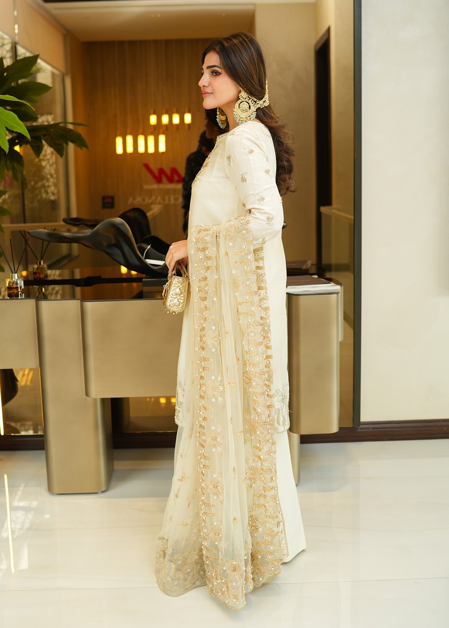 Pearled Ivory