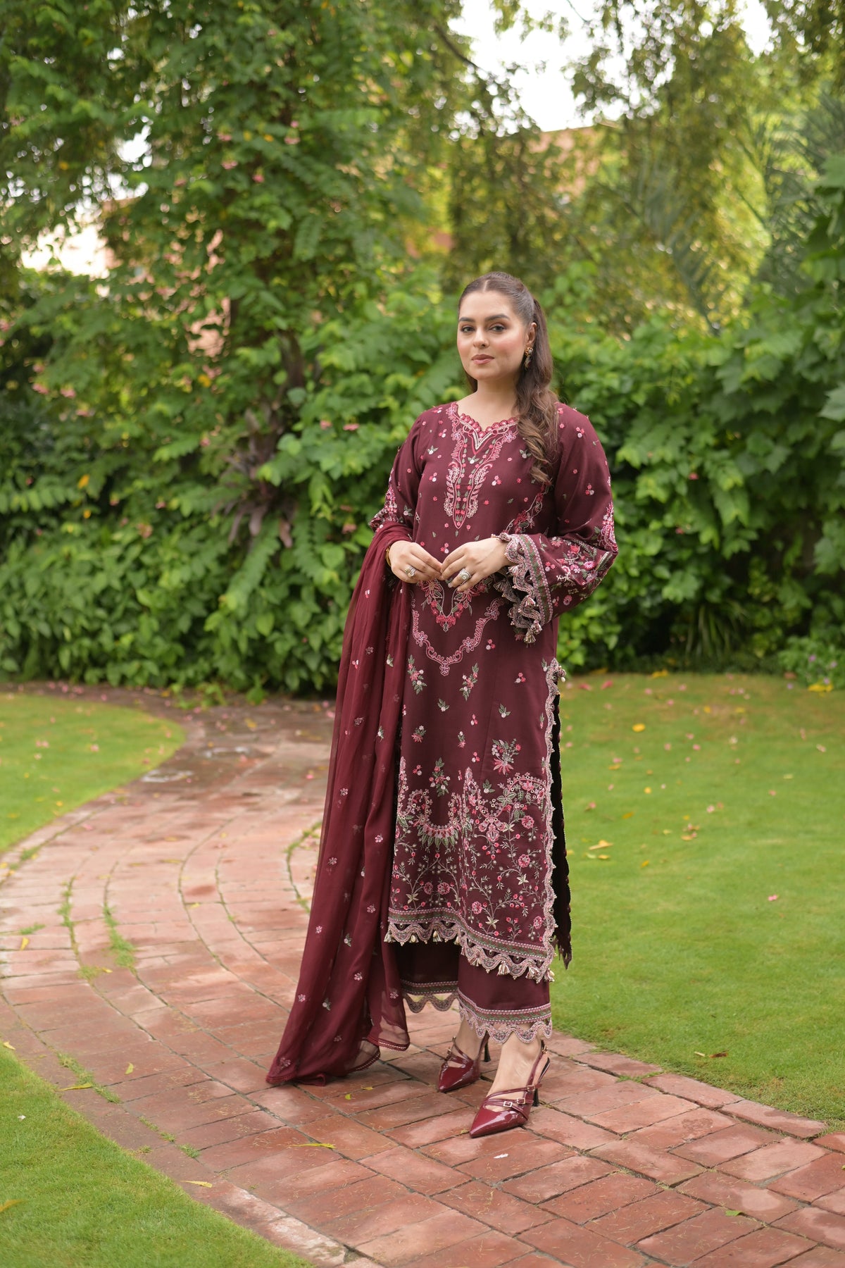 Aneelas Karandi Embroidered 2pc [KR-26-06]
