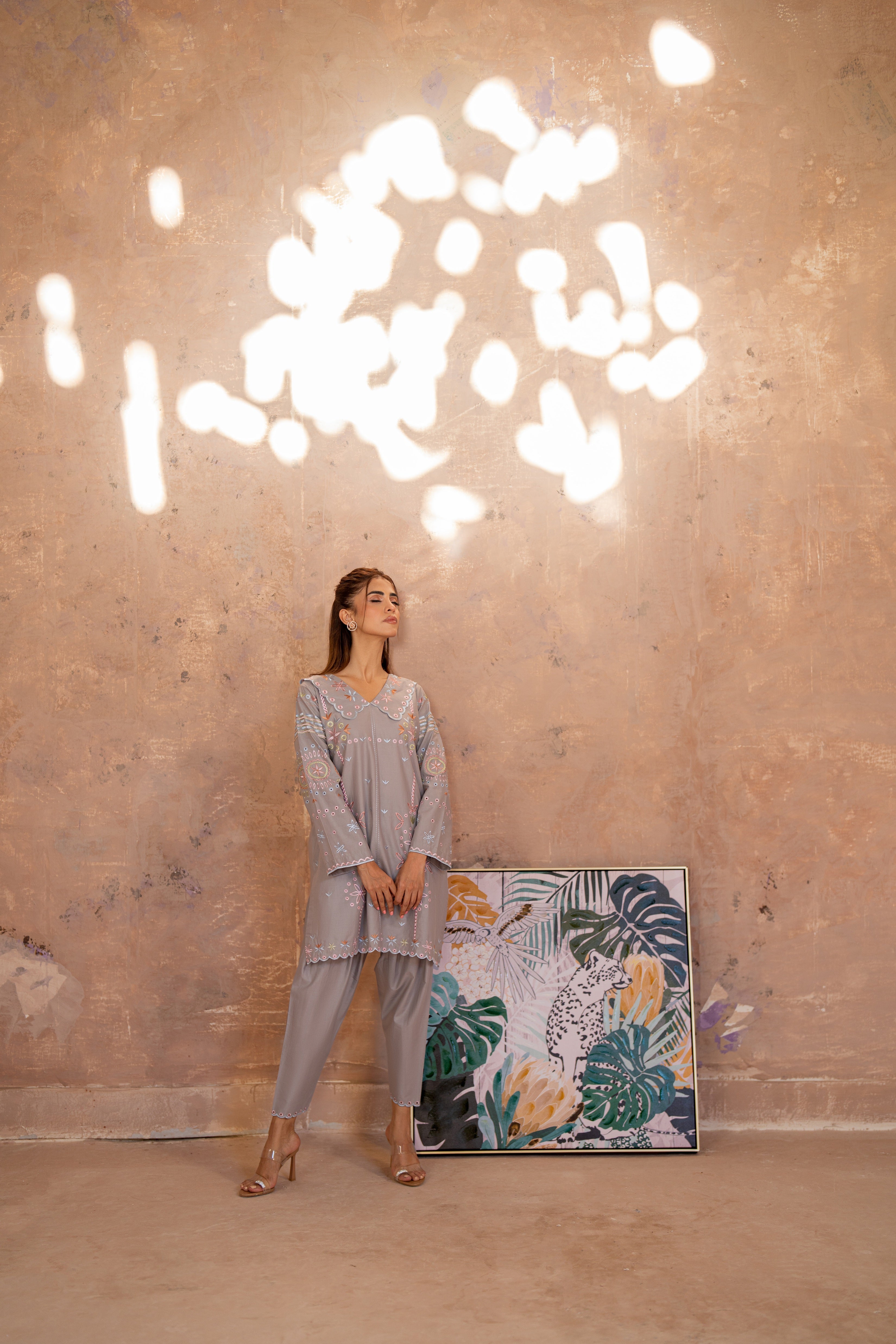 Primrose – Grey