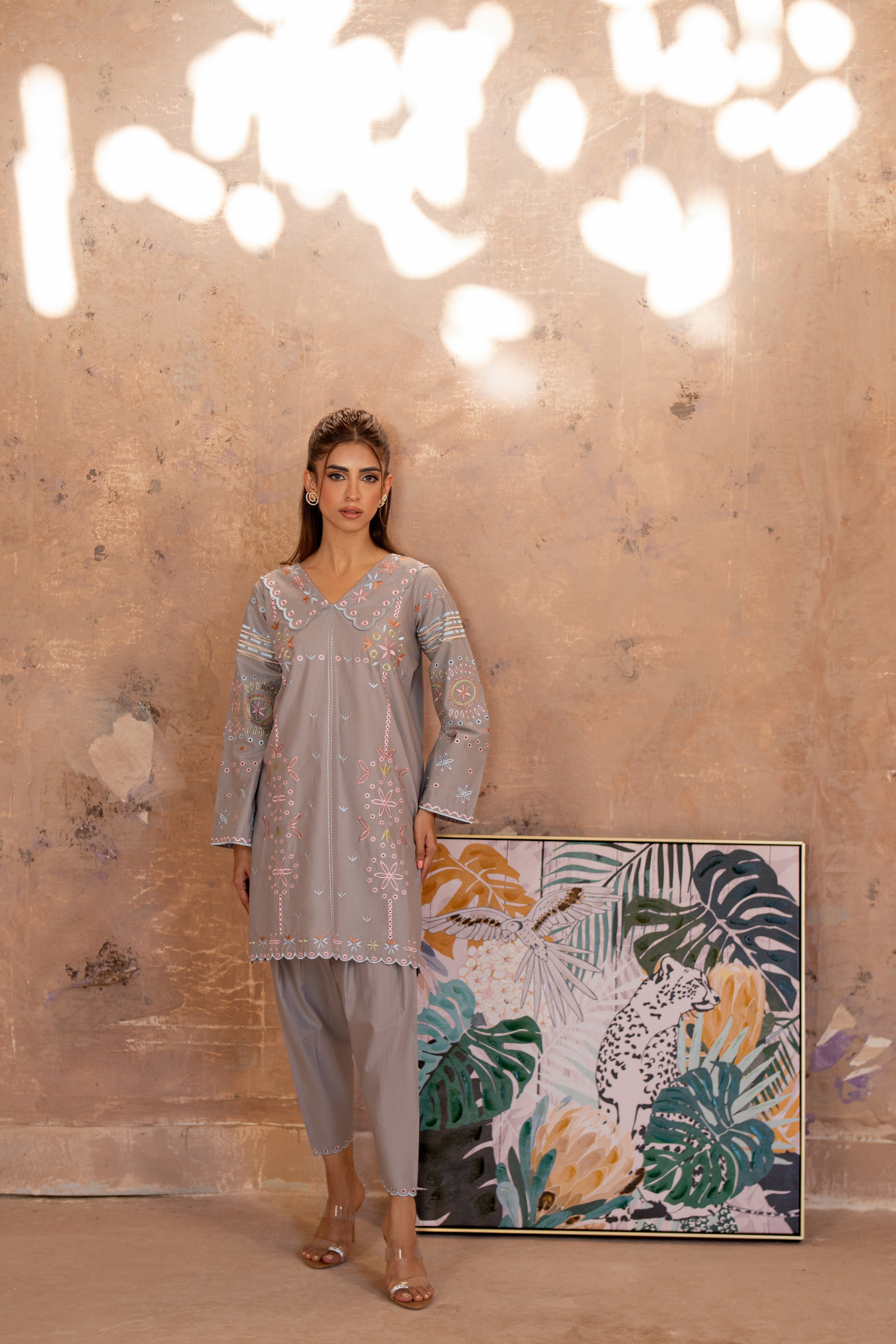 Primrose – Grey