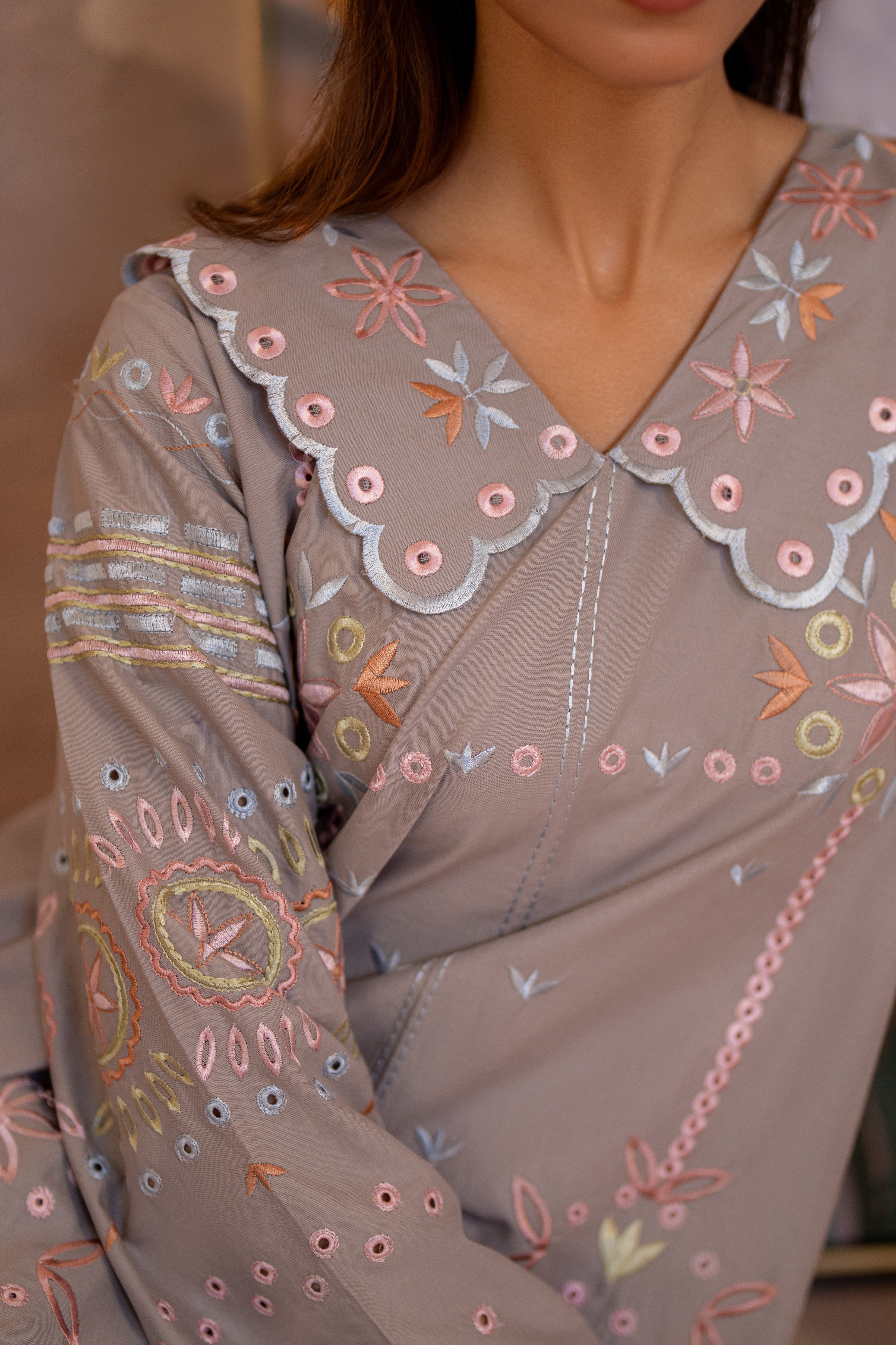 Primrose – Grey