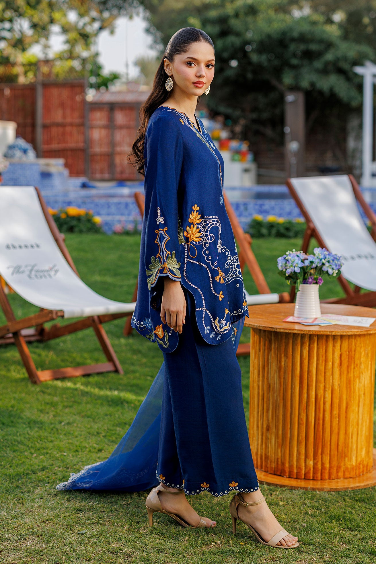 DUPATTA: SS26DD-2907  NAVY BLUE EMBROIDED DUPATTA