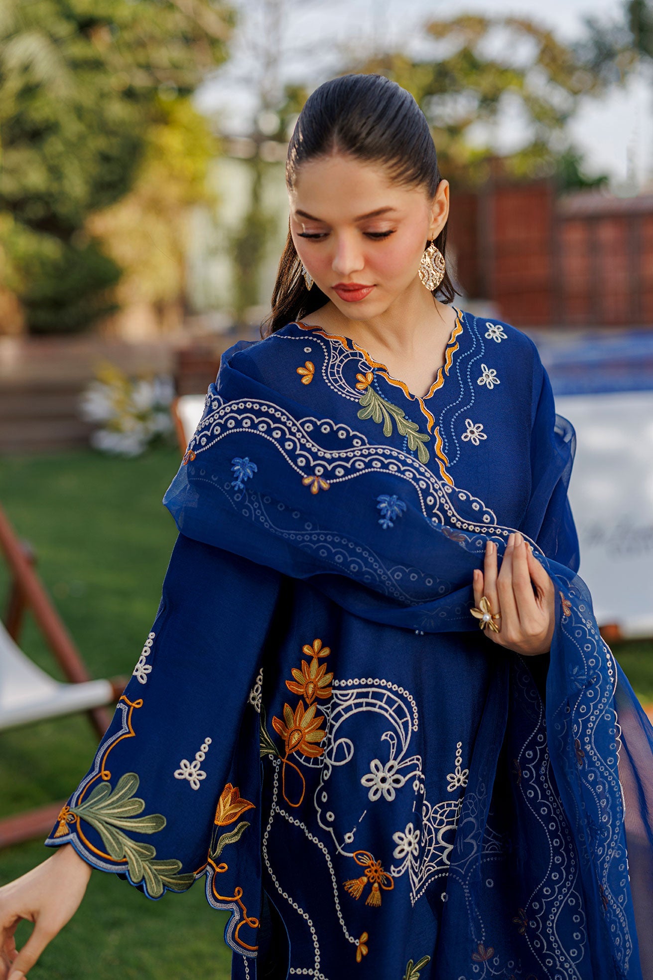 DUPATTA: SS26DD-2907  NAVY BLUE EMBROIDED DUPATTA