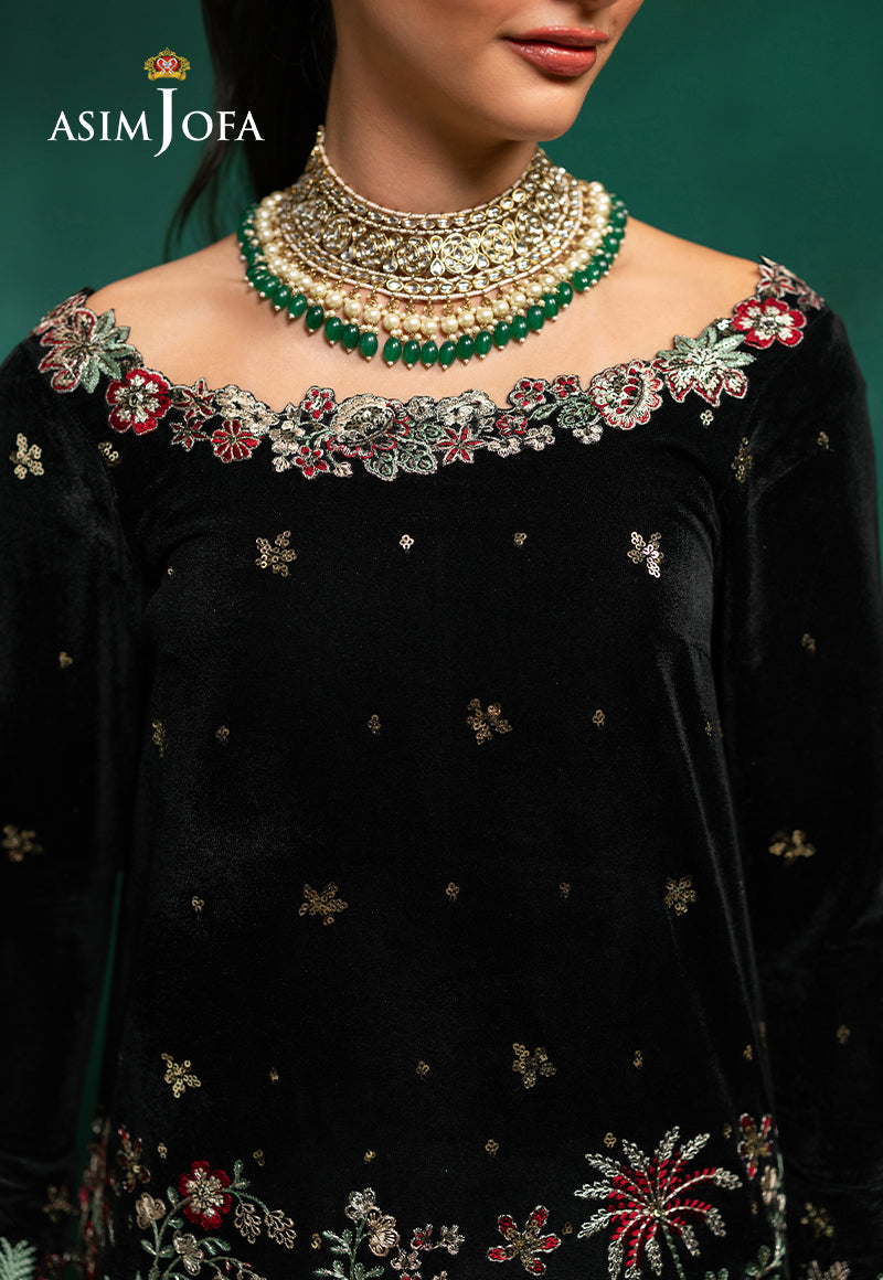 AJUMV-07 Embroidered Velvet Unstitched 3 Pcs