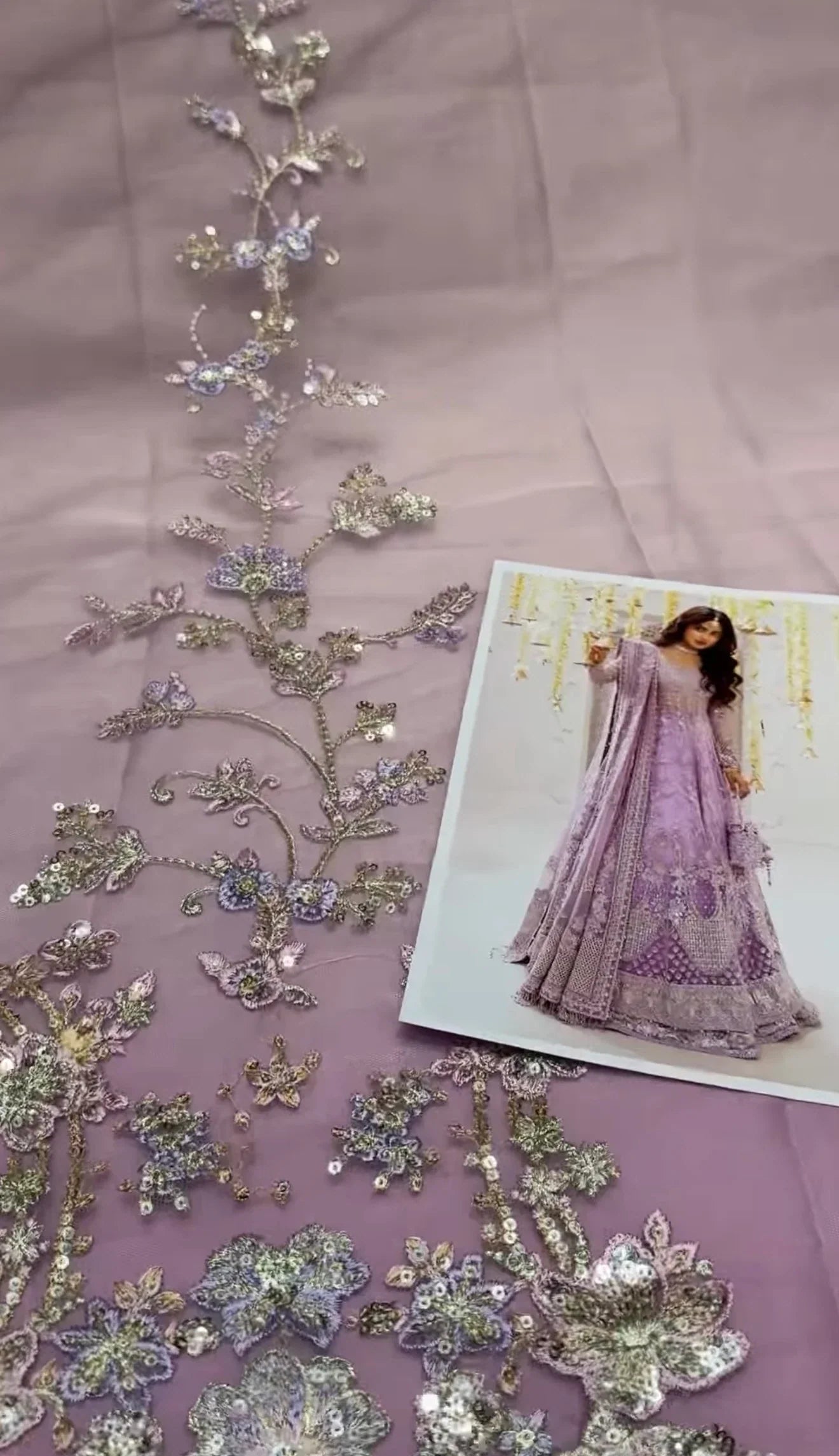 Faiza Saqlain – Pinar Style