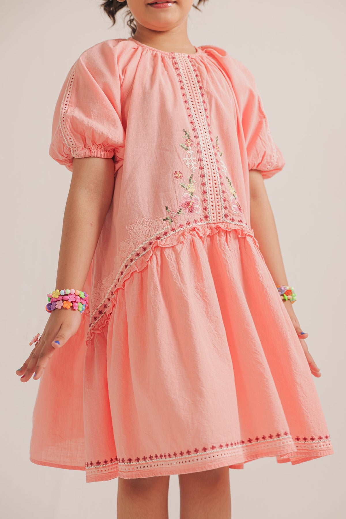 DRESS (E2027/401/210)