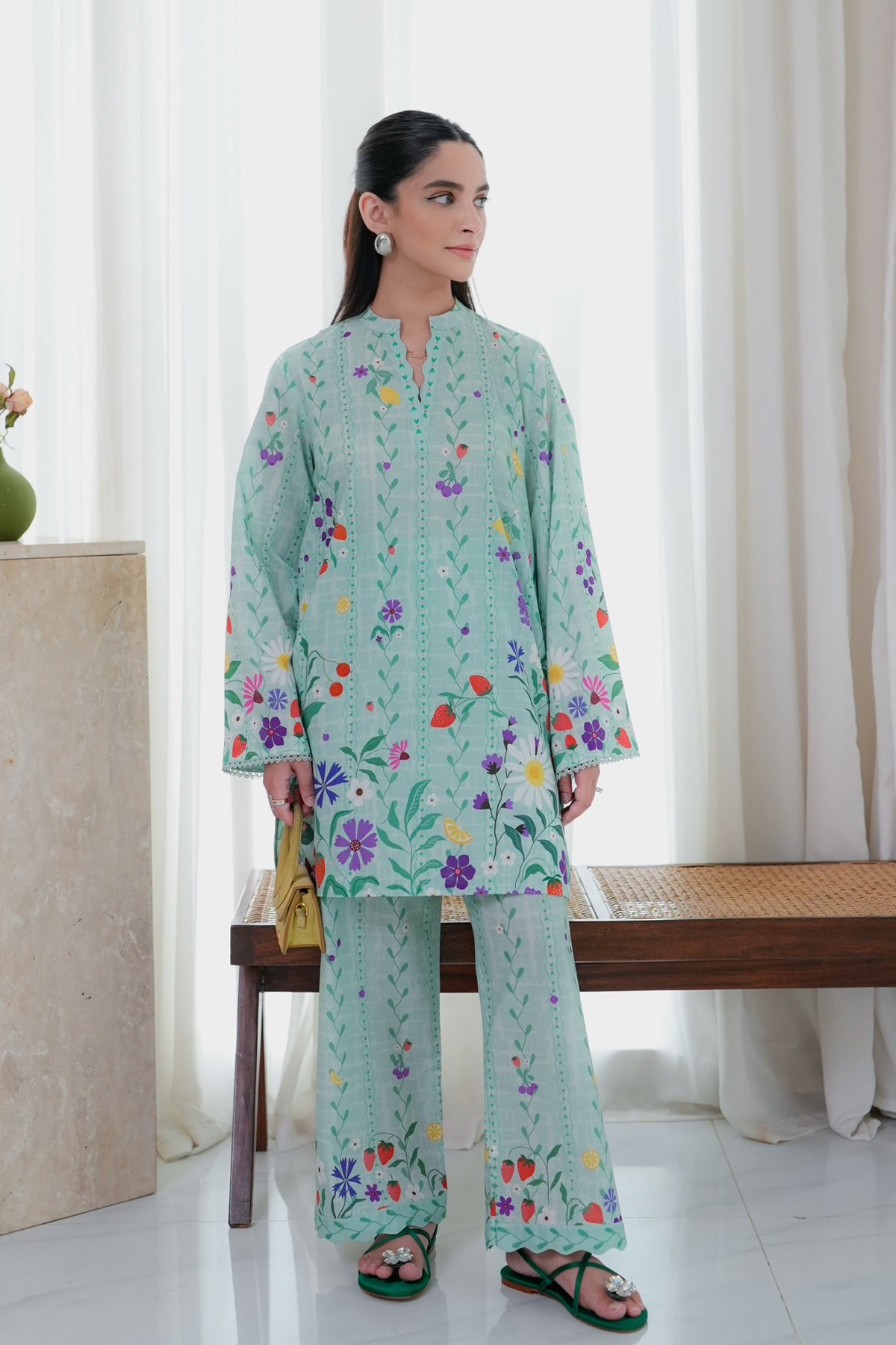 https://cdn.shopify.com/s/files/1/0704/5916/2937/files/IMG_7686_07002691-e96f-49d9-a5d2-cd819adb95af.jpg?v=1755861827