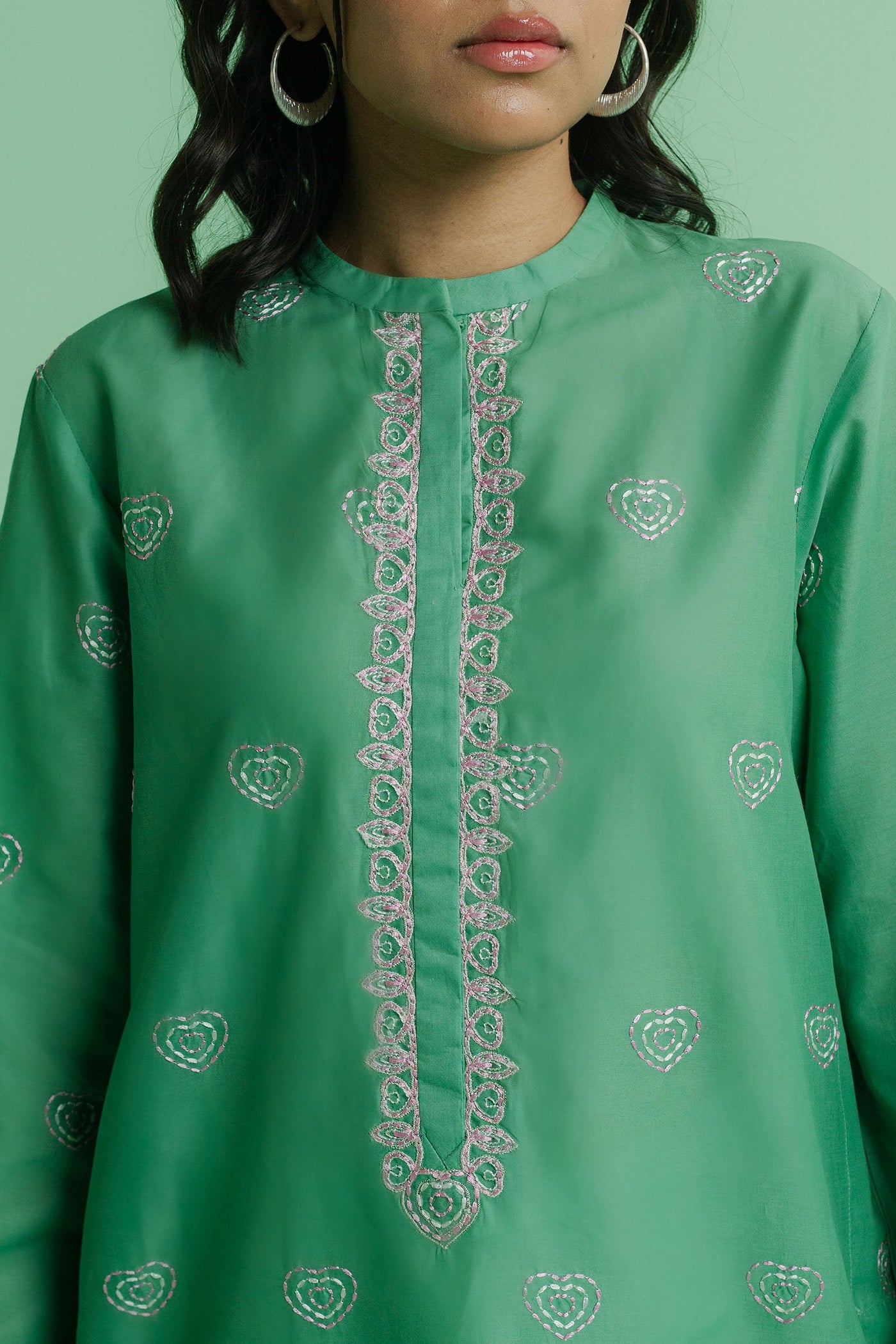 Cr25C0555