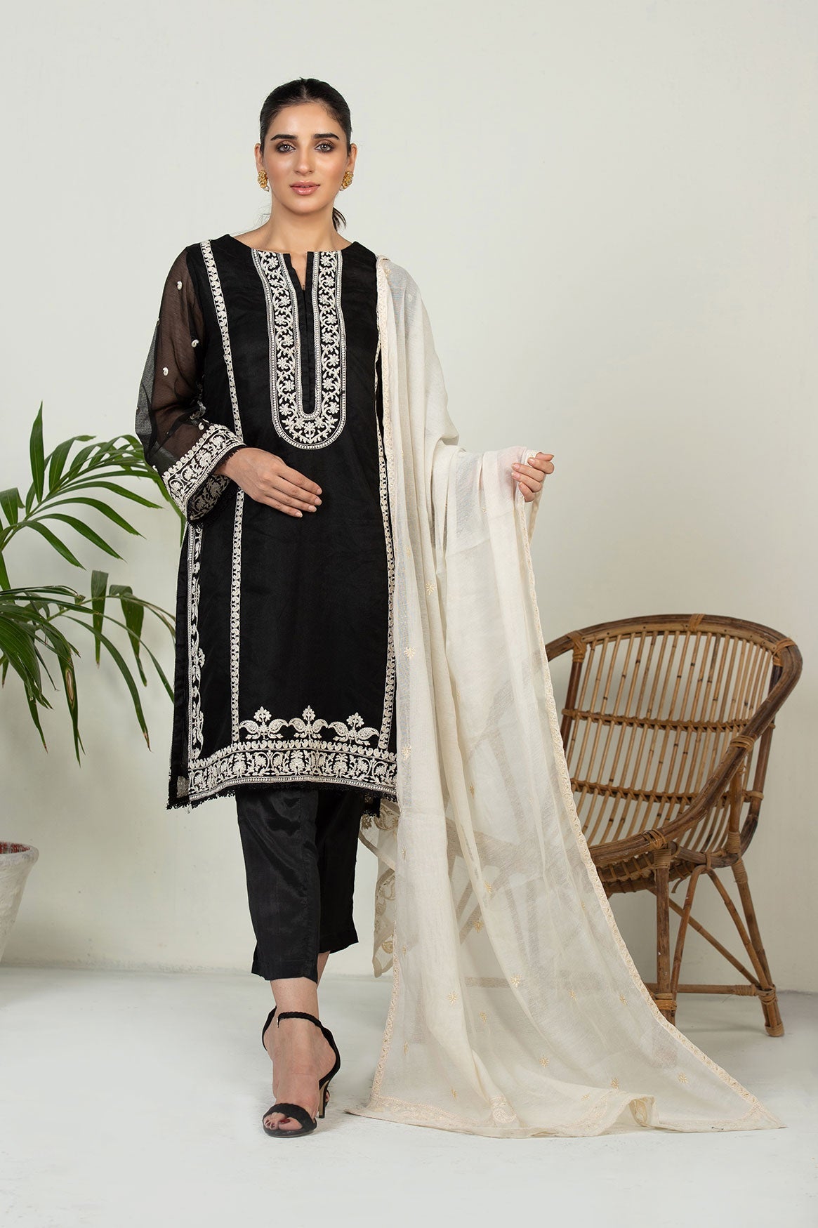 https://cdn.shopify.com/s/files/1/0587/3080/7460/products/IMG_8628.jpg?v=1736415706